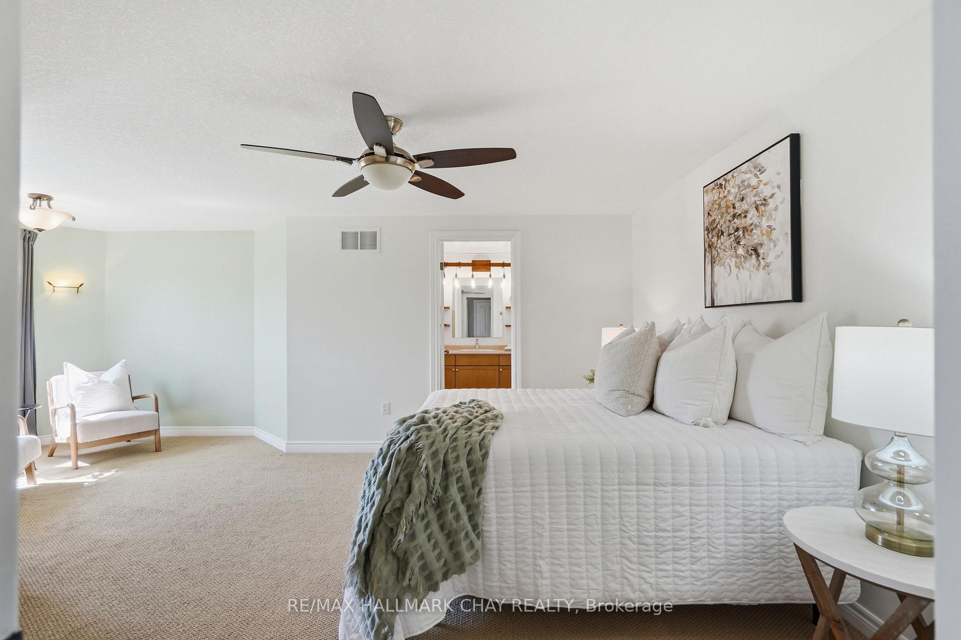 17 Armeda Clow Crescent
