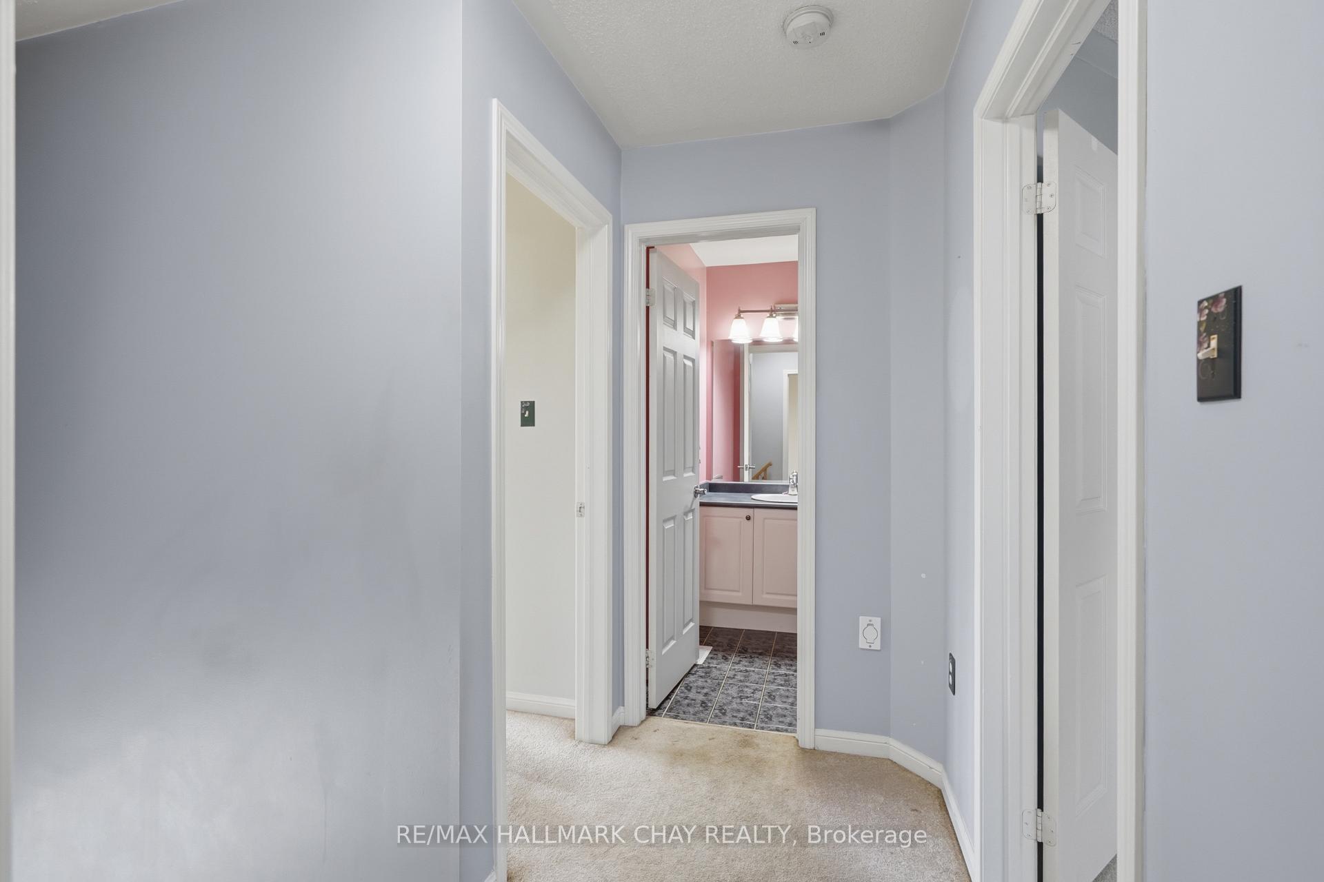 71 Stonemount Crescent
