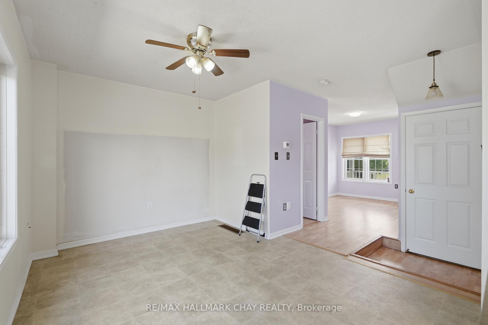 71 Stonemount Crescent