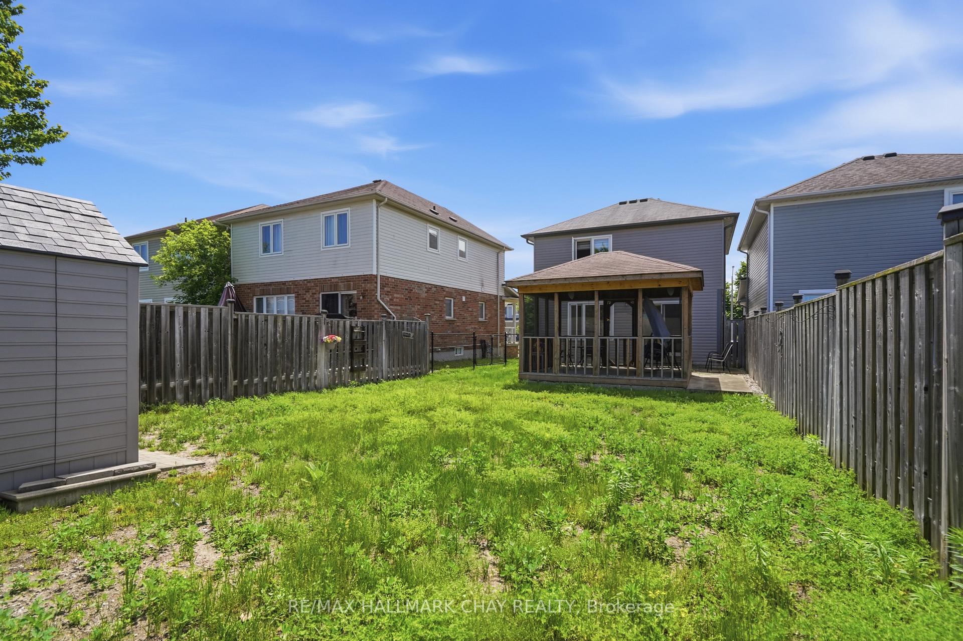 71 Stonemount Crescent