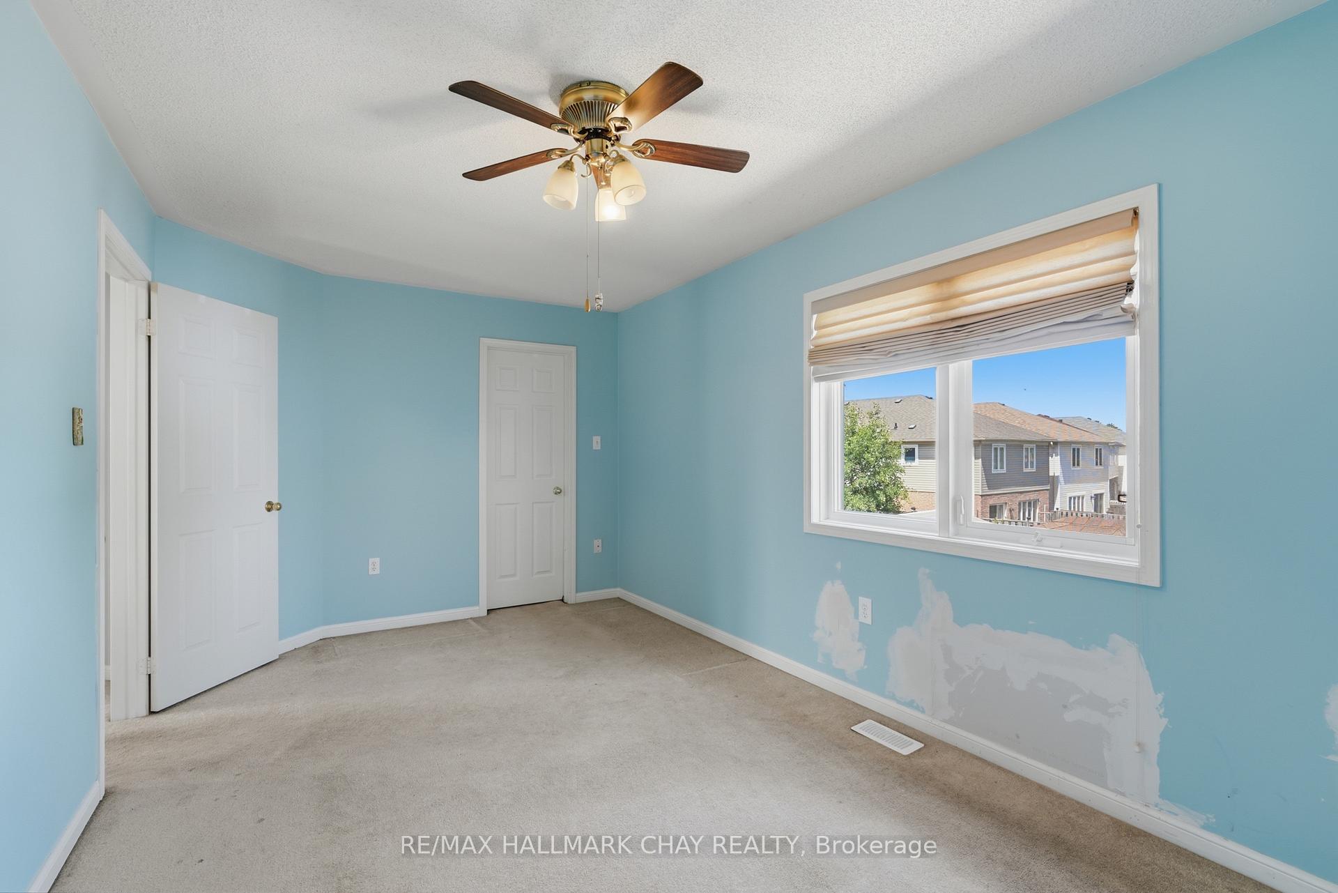 71 Stonemount Crescent