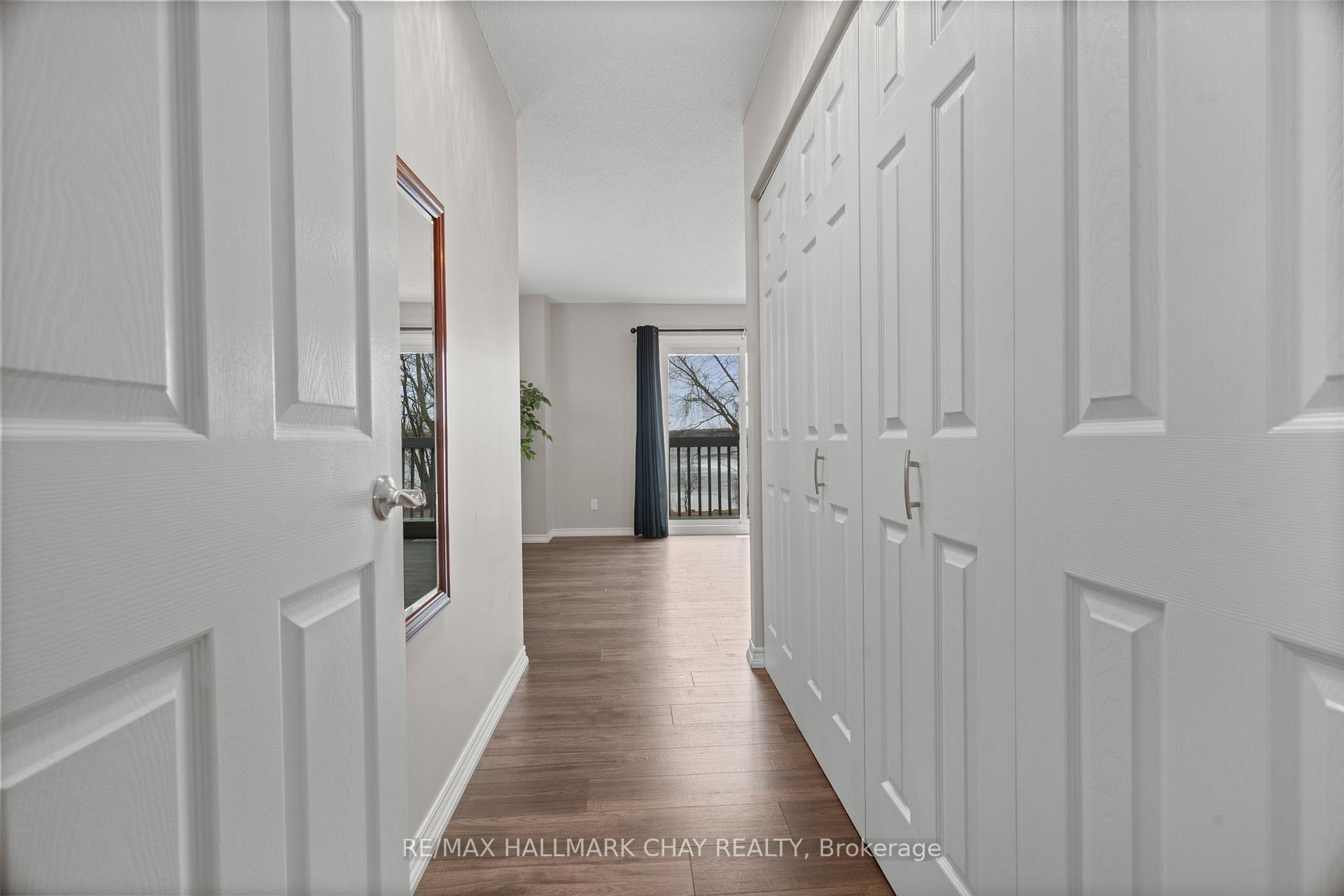 1 Olive Crescent 4