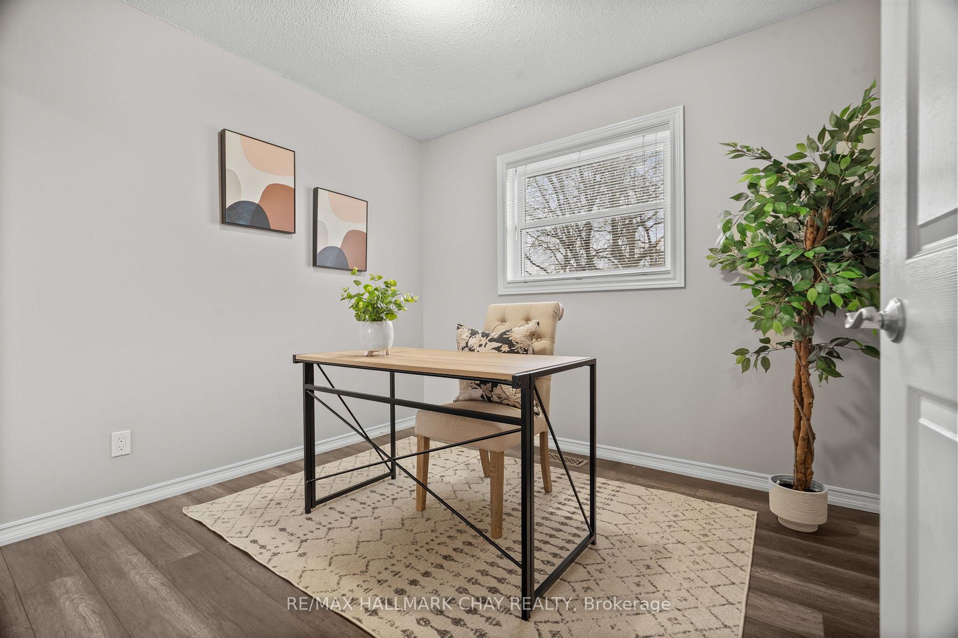 1 Olive Crescent 4