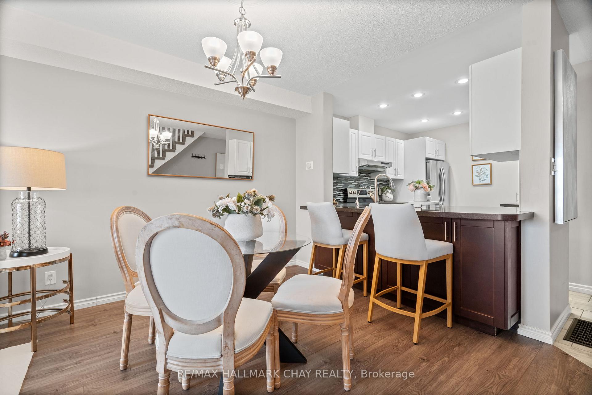 1 Olive Crescent 4