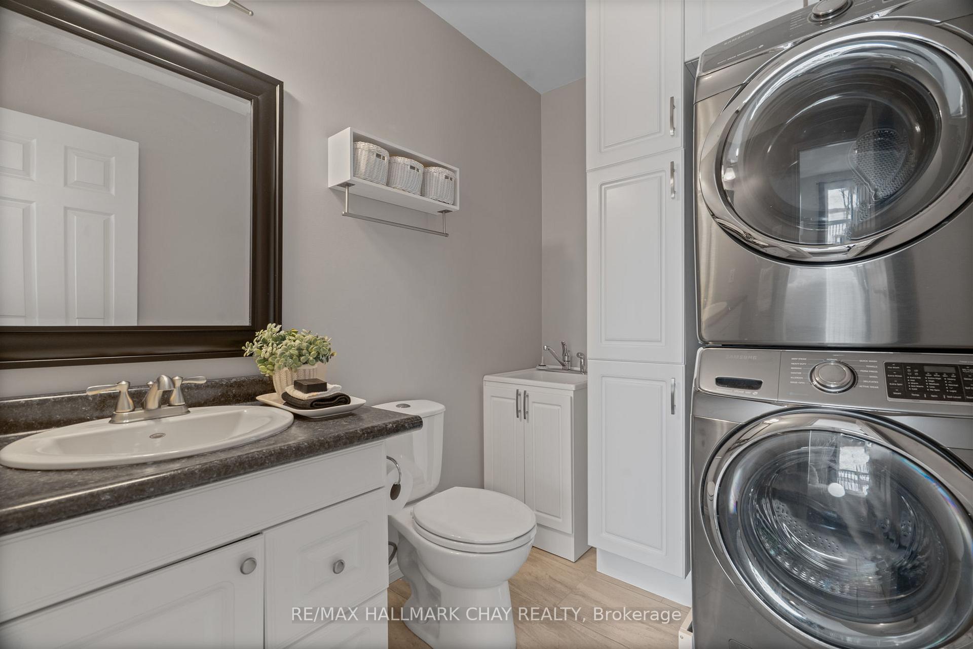 1 Olive Crescent 4