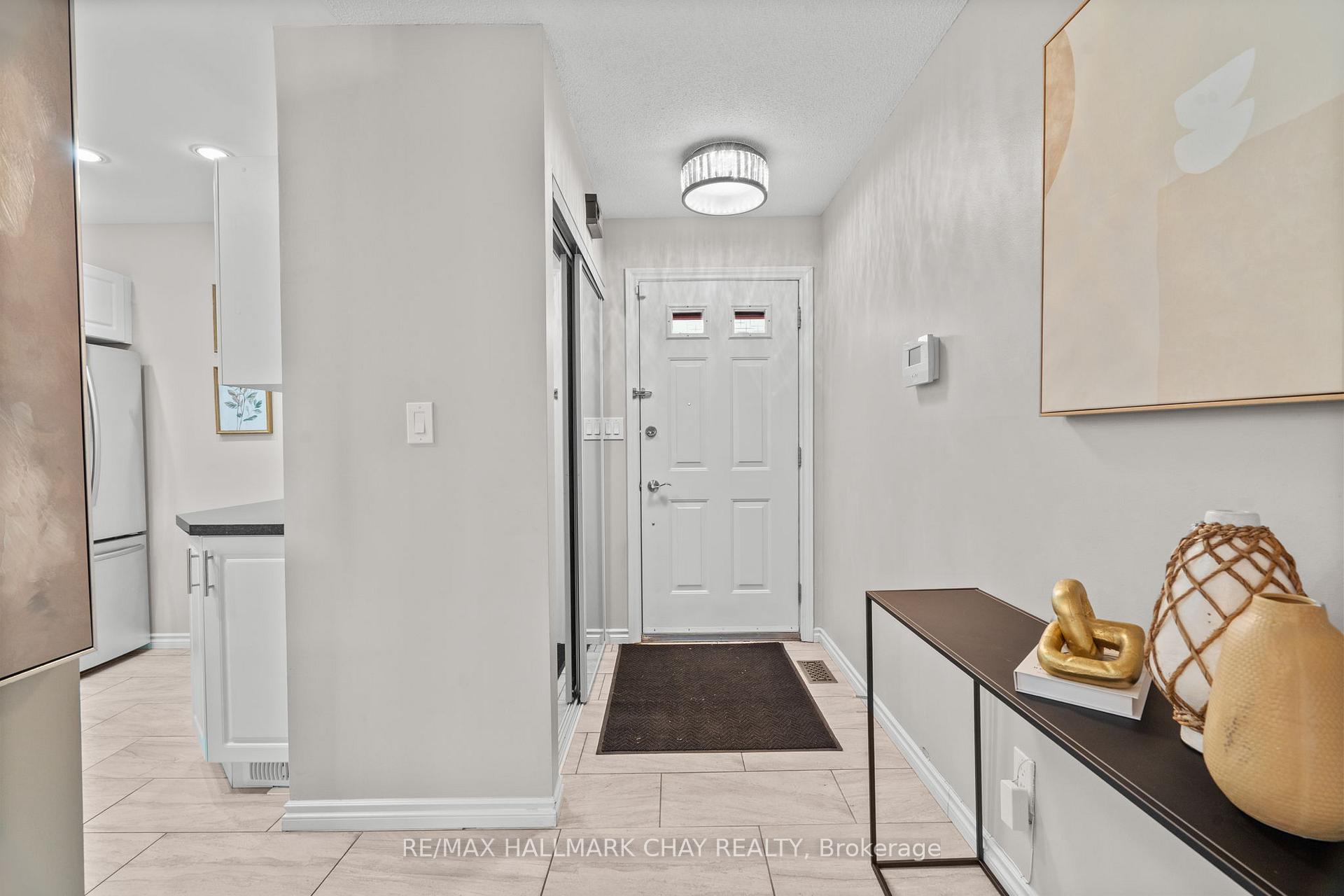 1 Olive Crescent 4