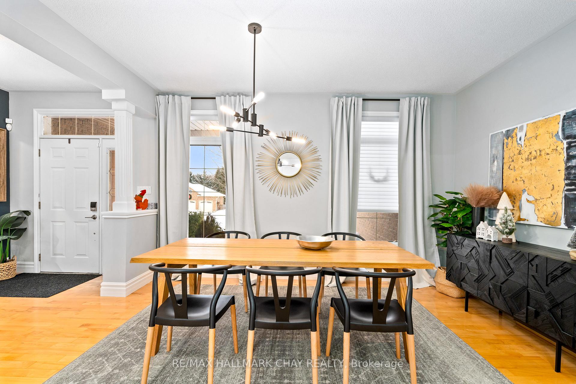 3 Forest Hill Drive