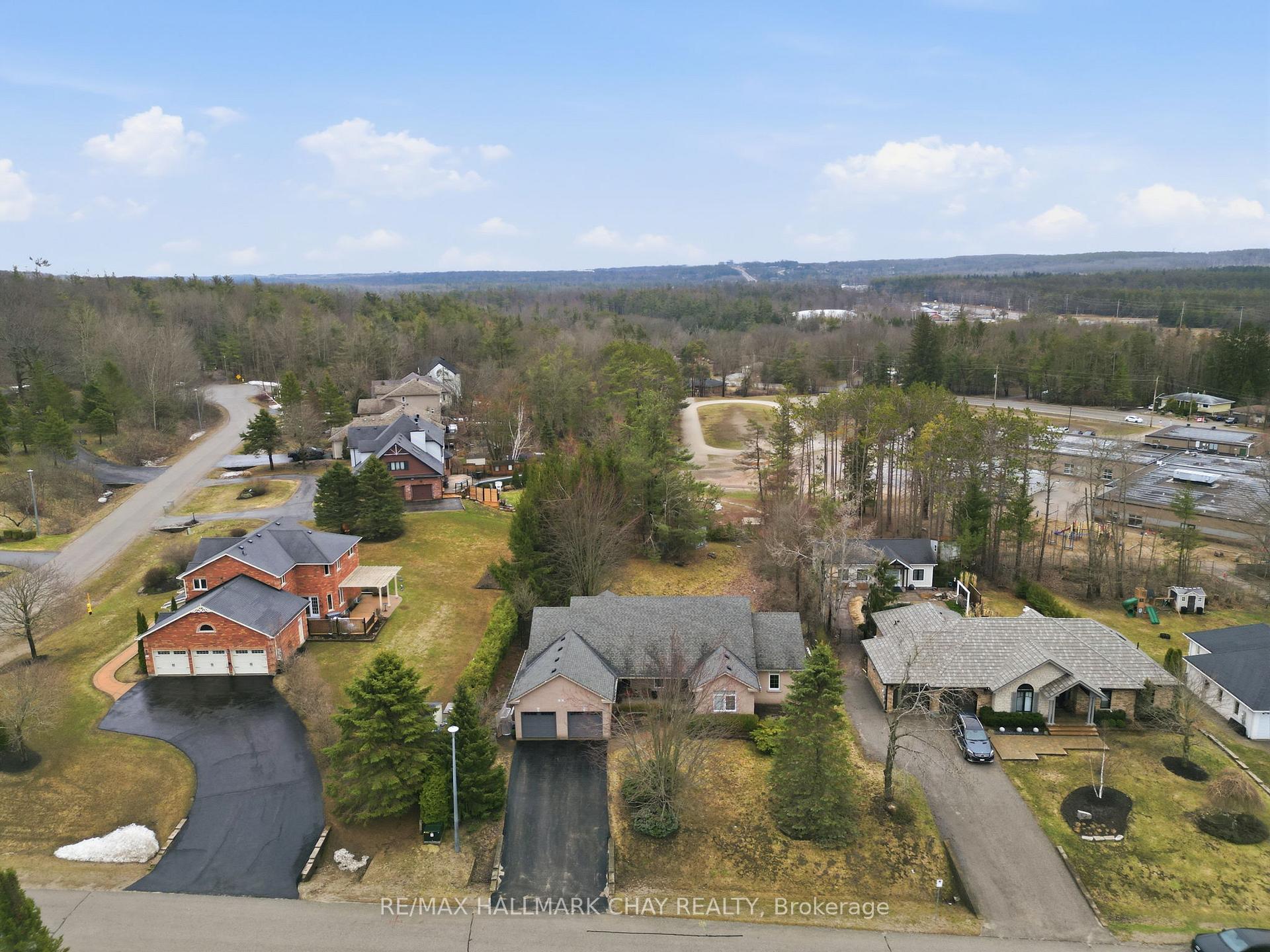 3 Forest Hill Drive