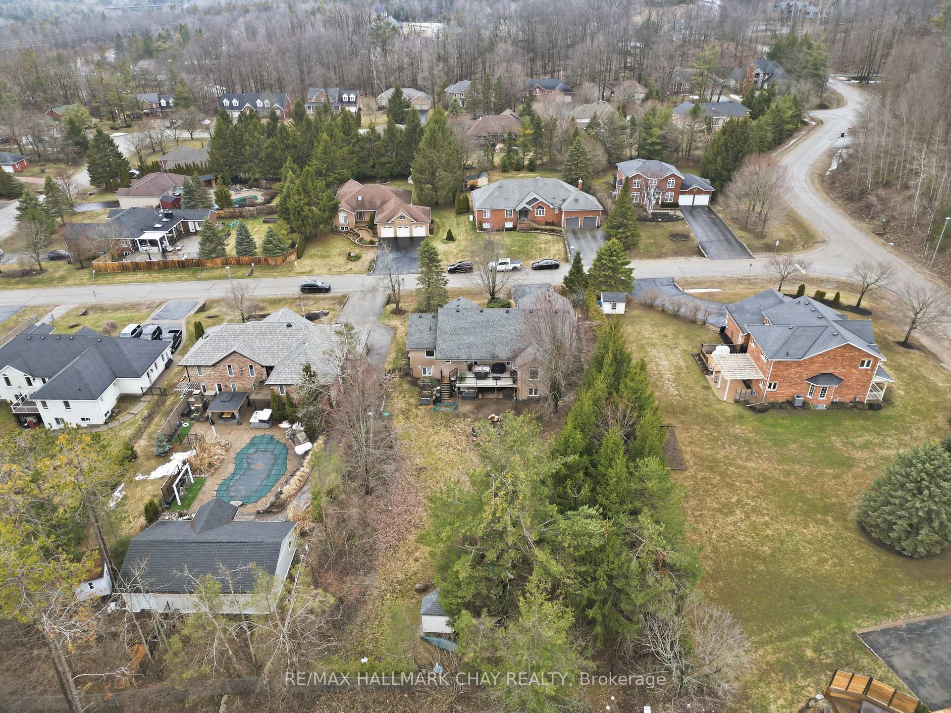 3 Forest Hill Drive