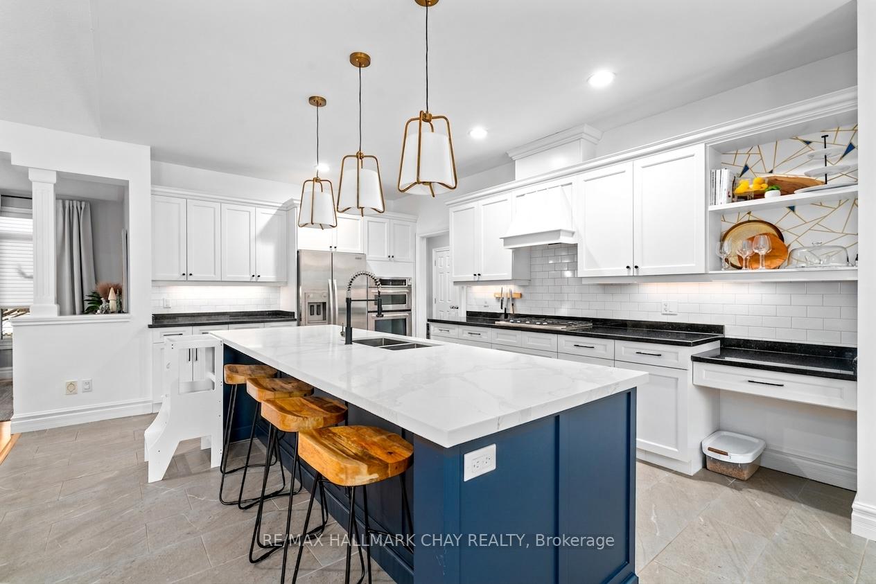3 Forest Hill Drive