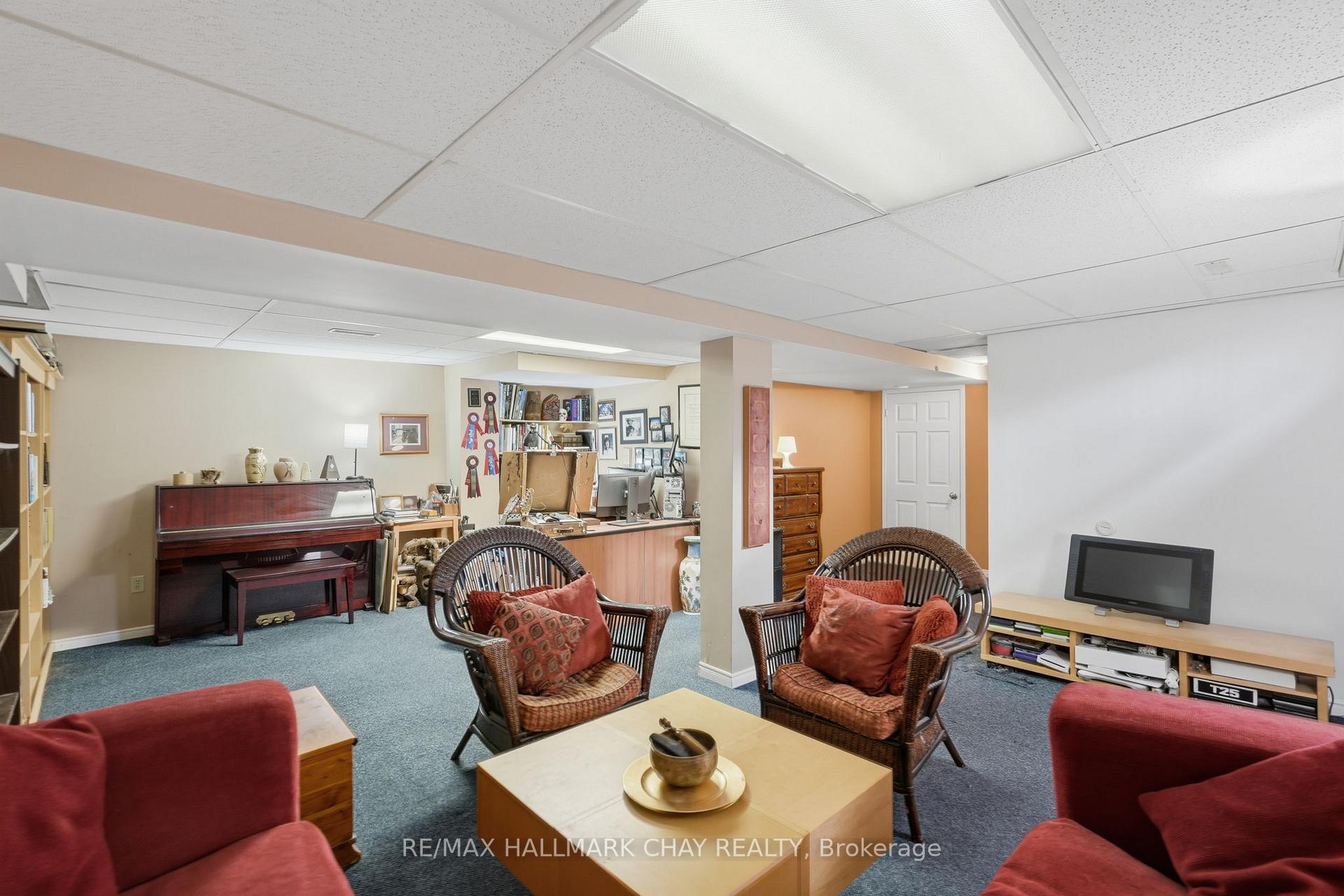 21 Carr Drive