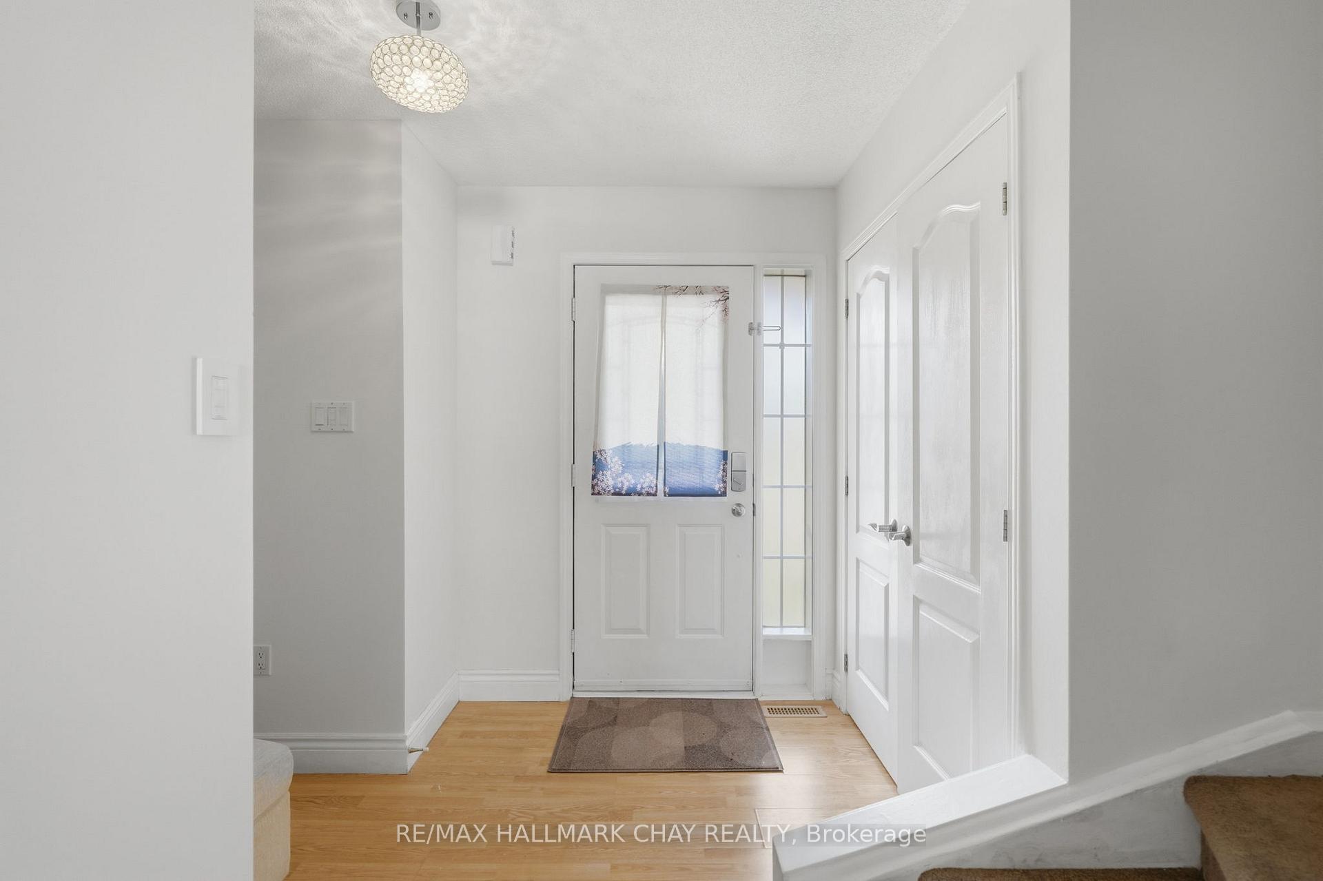 4 Hawthorne Crescent