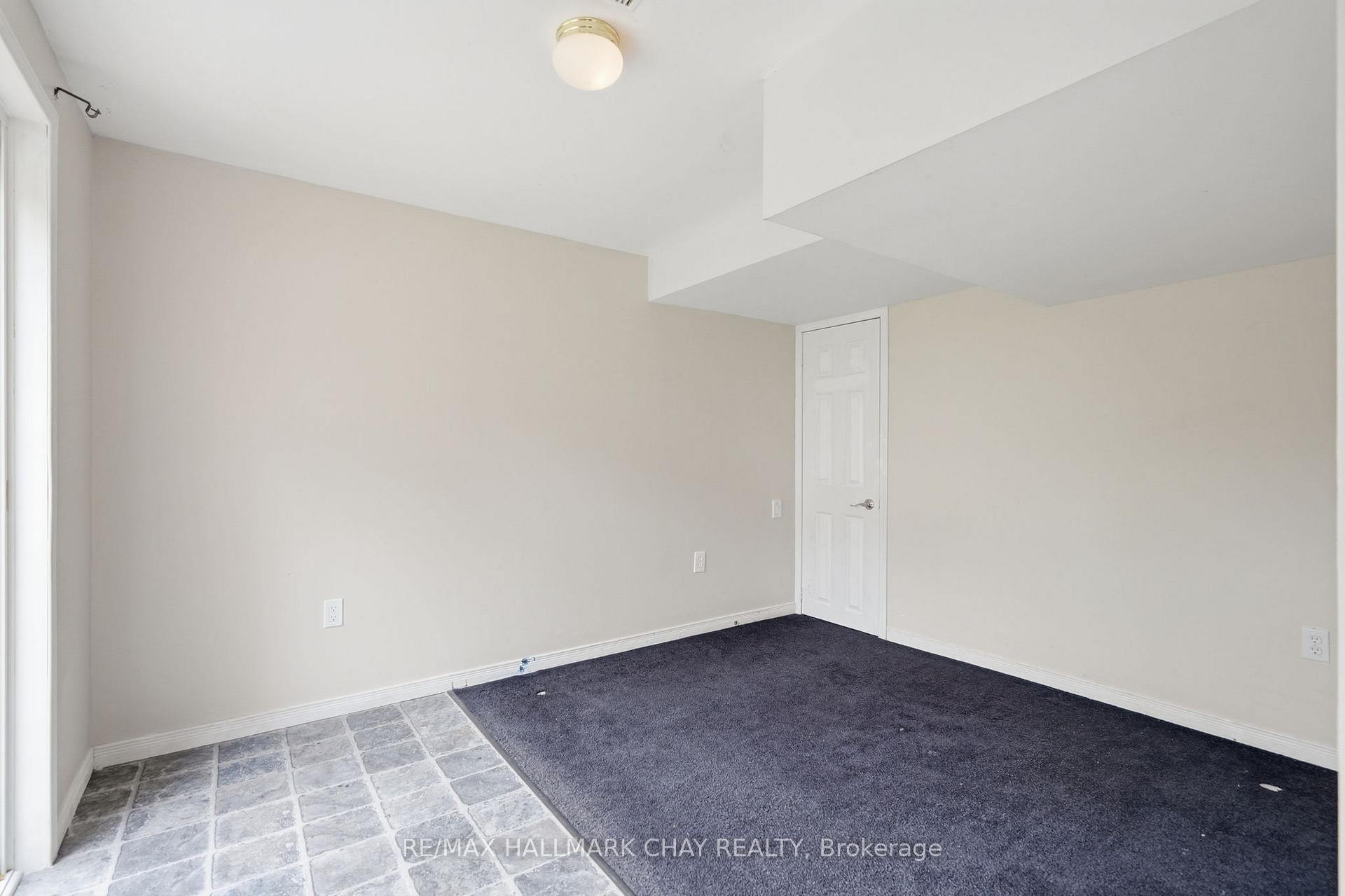 4 Hawthorne Crescent