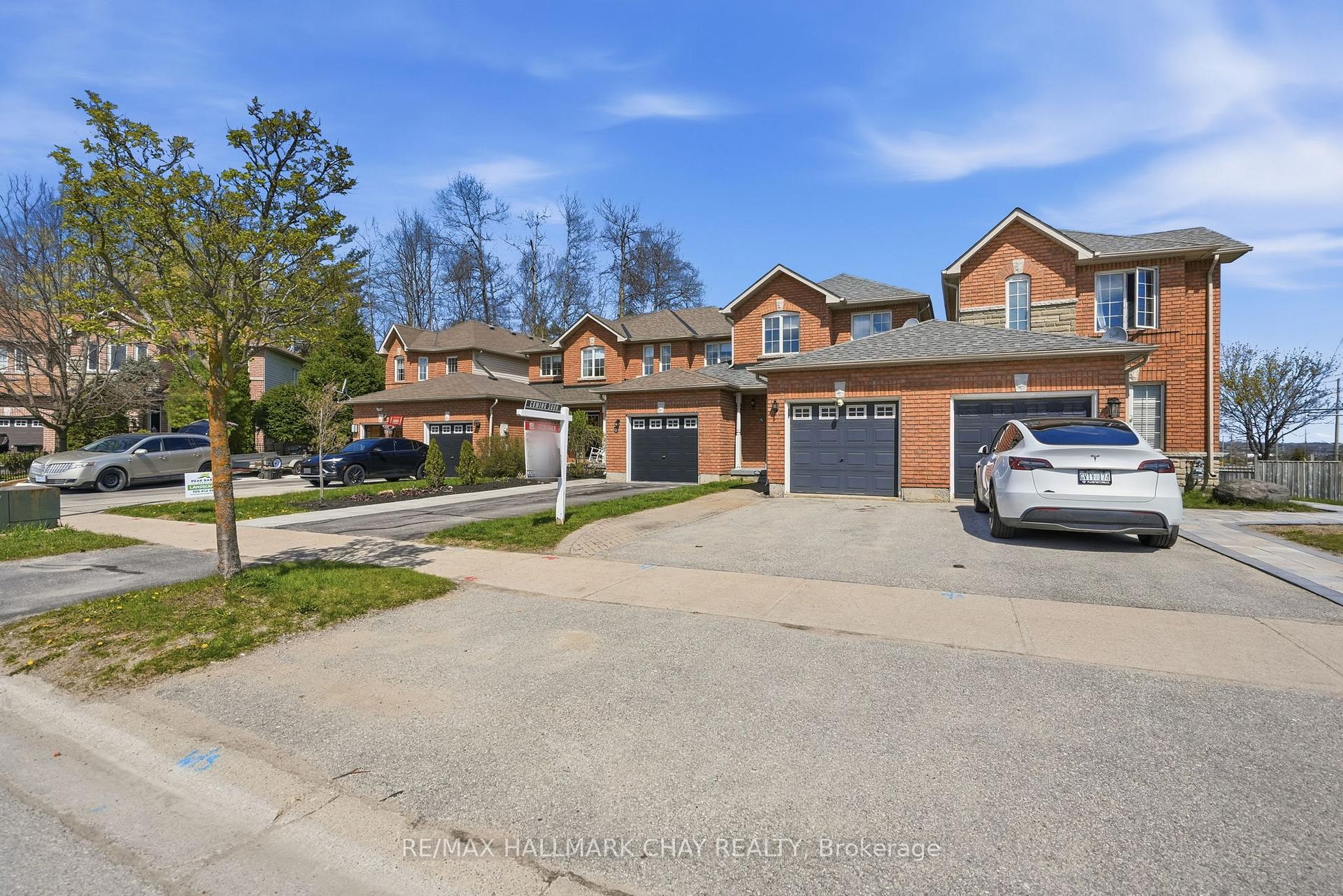 4 Hawthorne Crescent