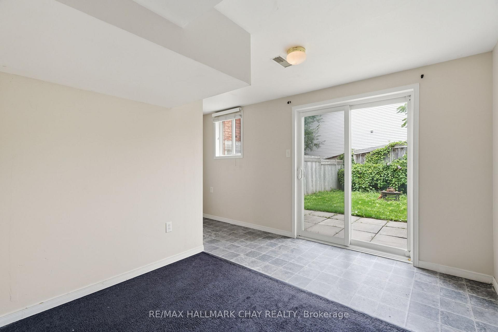 4 Hawthorne Crescent