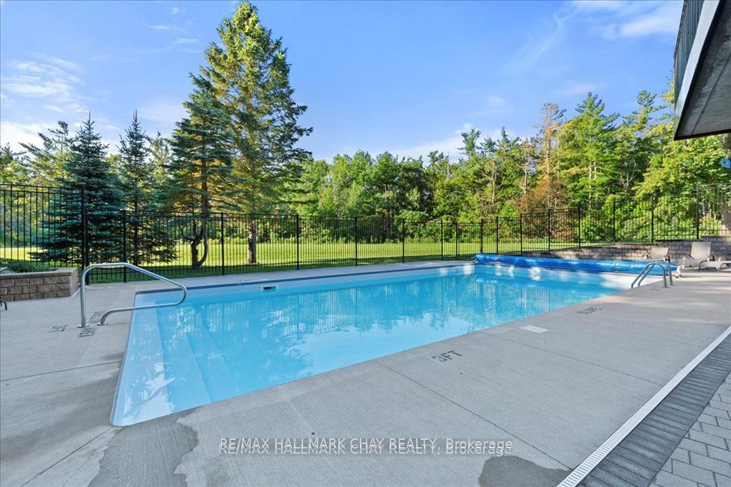 10C Coulter Street 324
