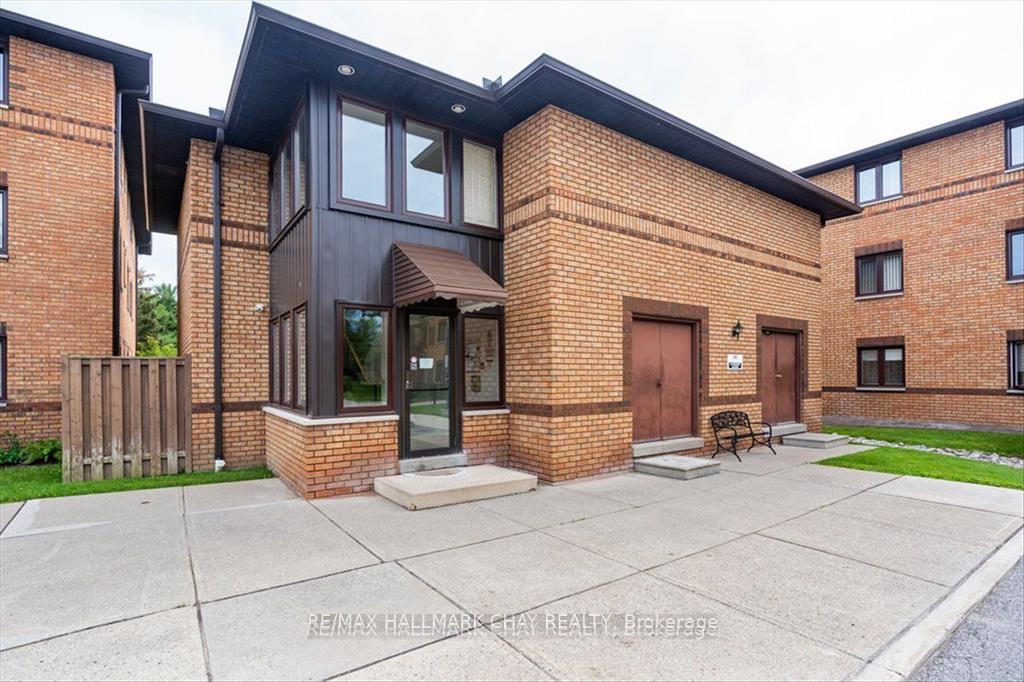 10C Coulter Street 324
