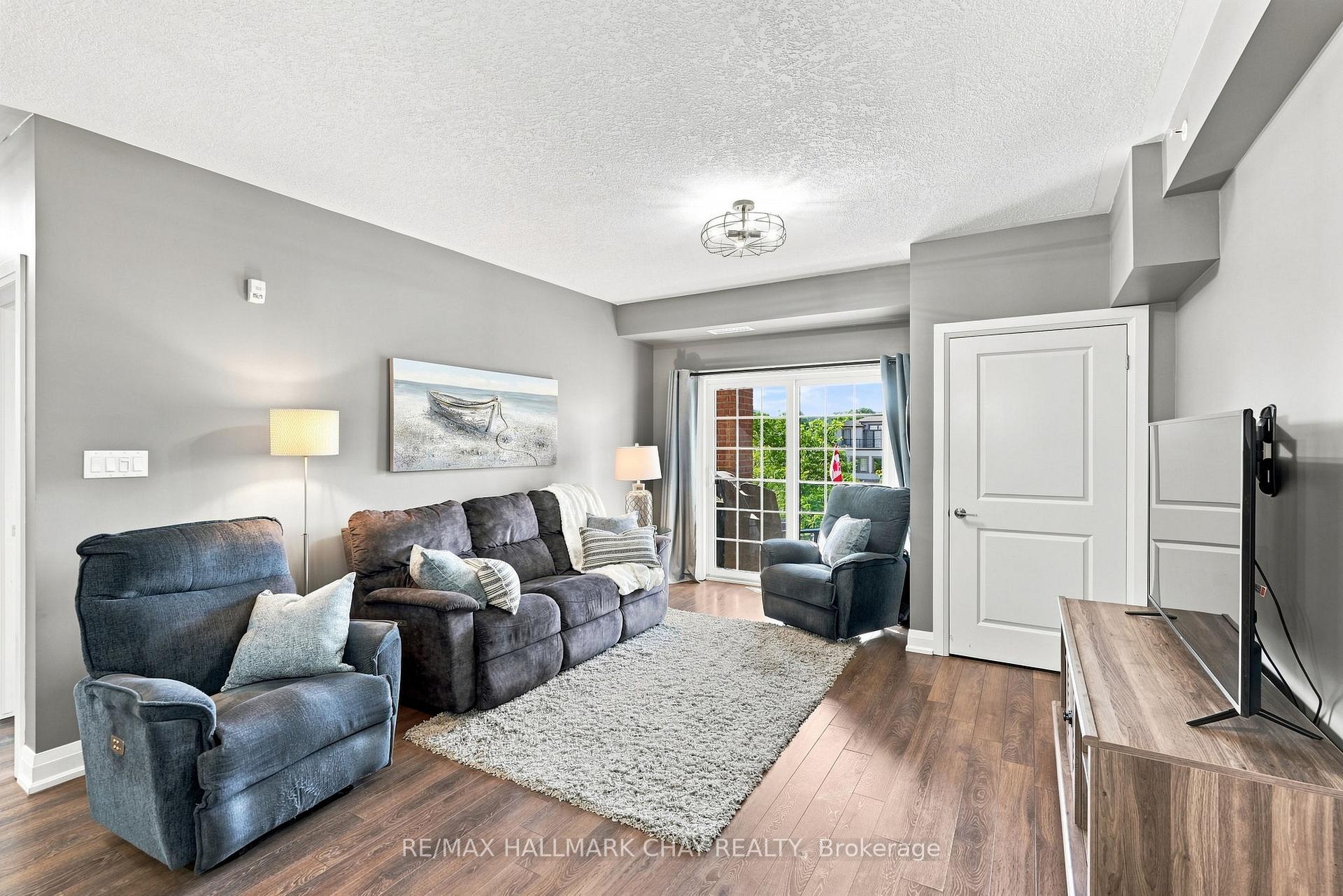 5 Greenwich Street 207