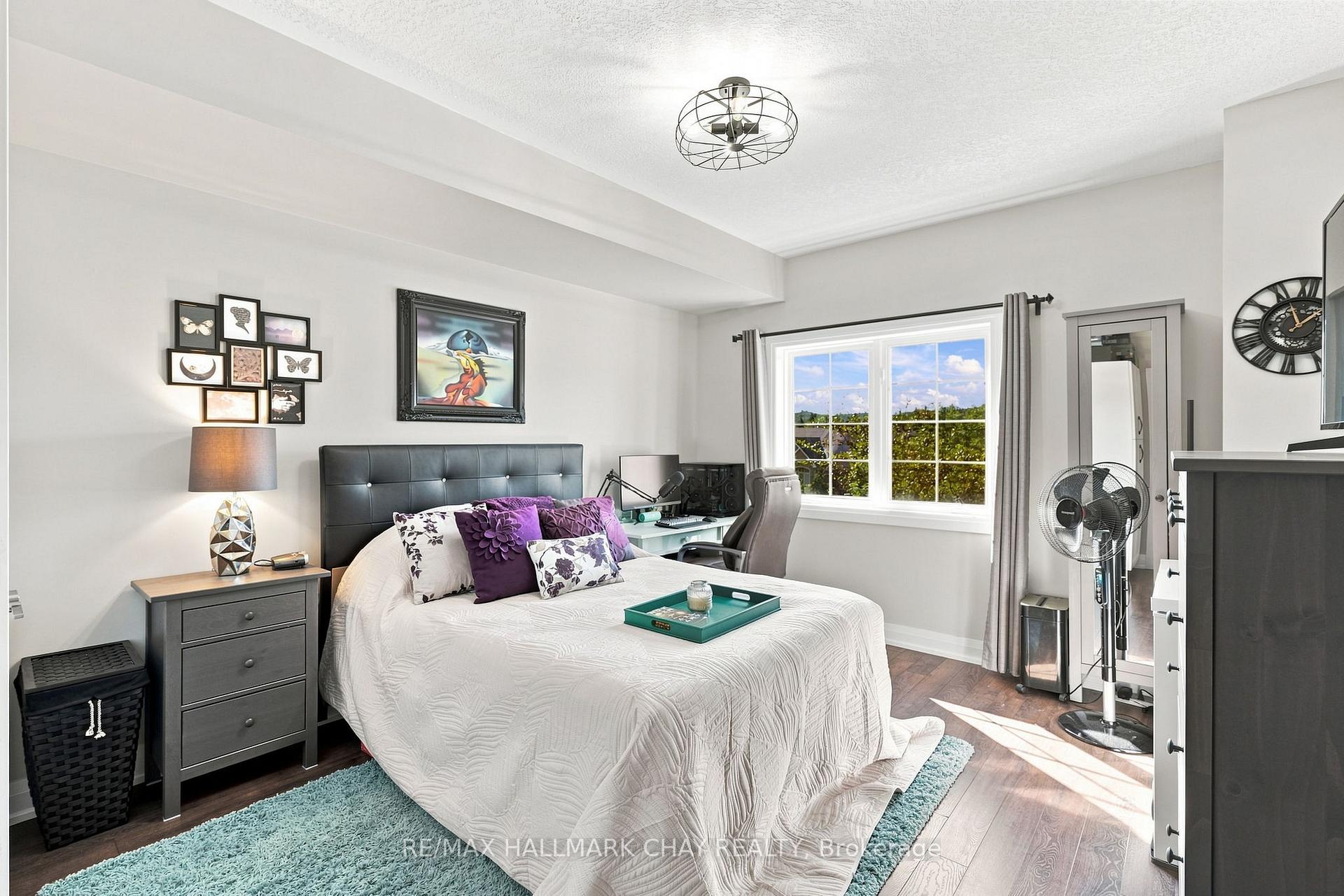 5 Greenwich Street 207