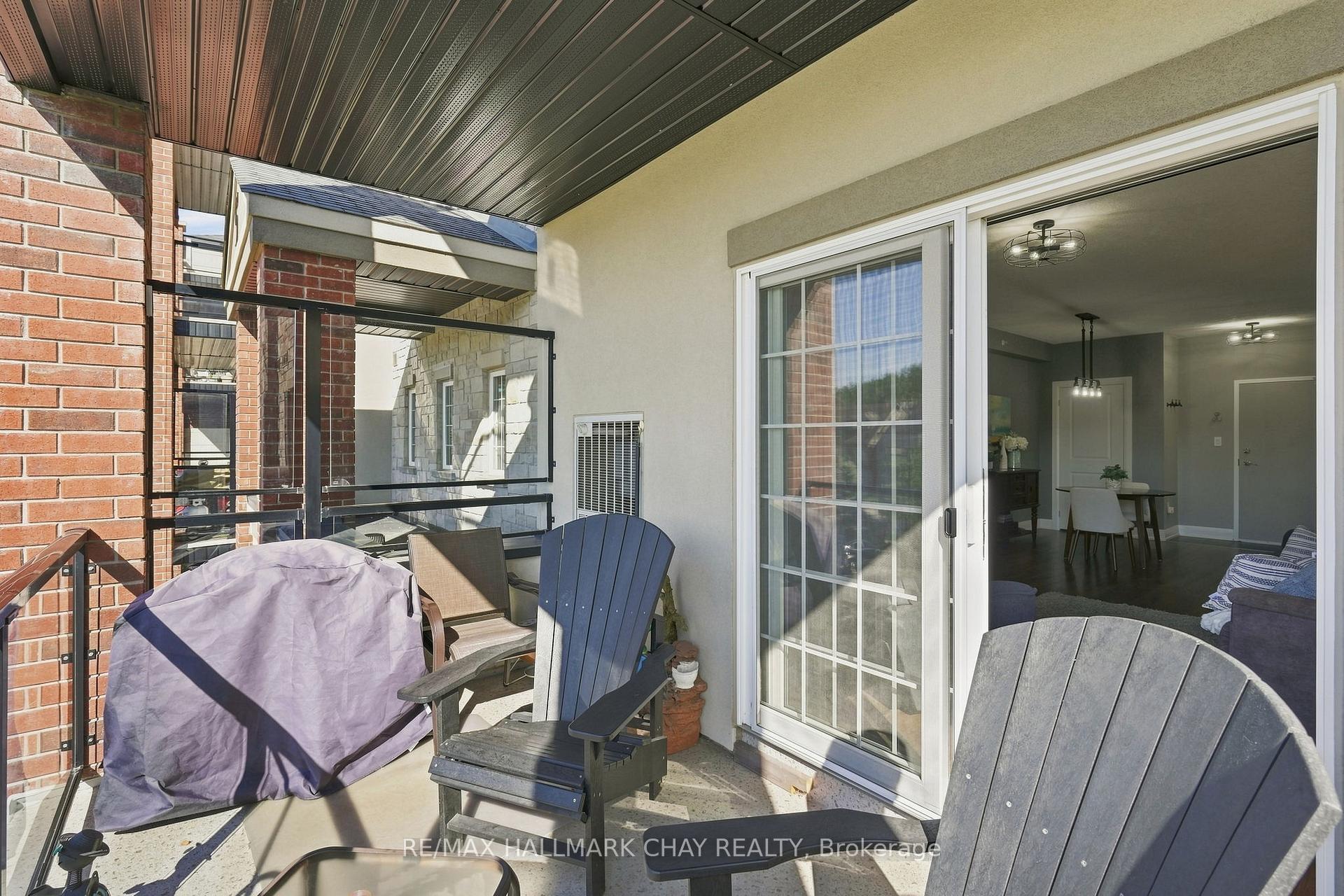 5 Greenwich Street 207