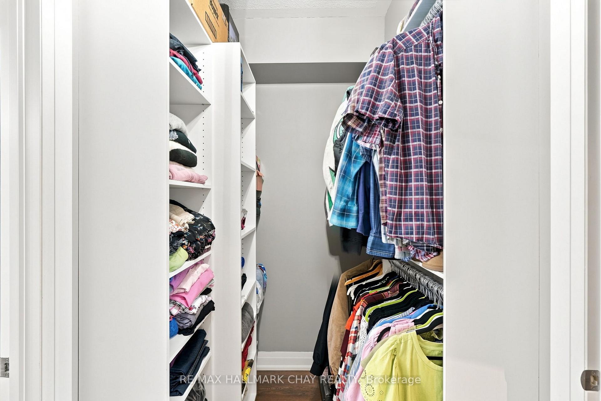 5 Greenwich Street 207