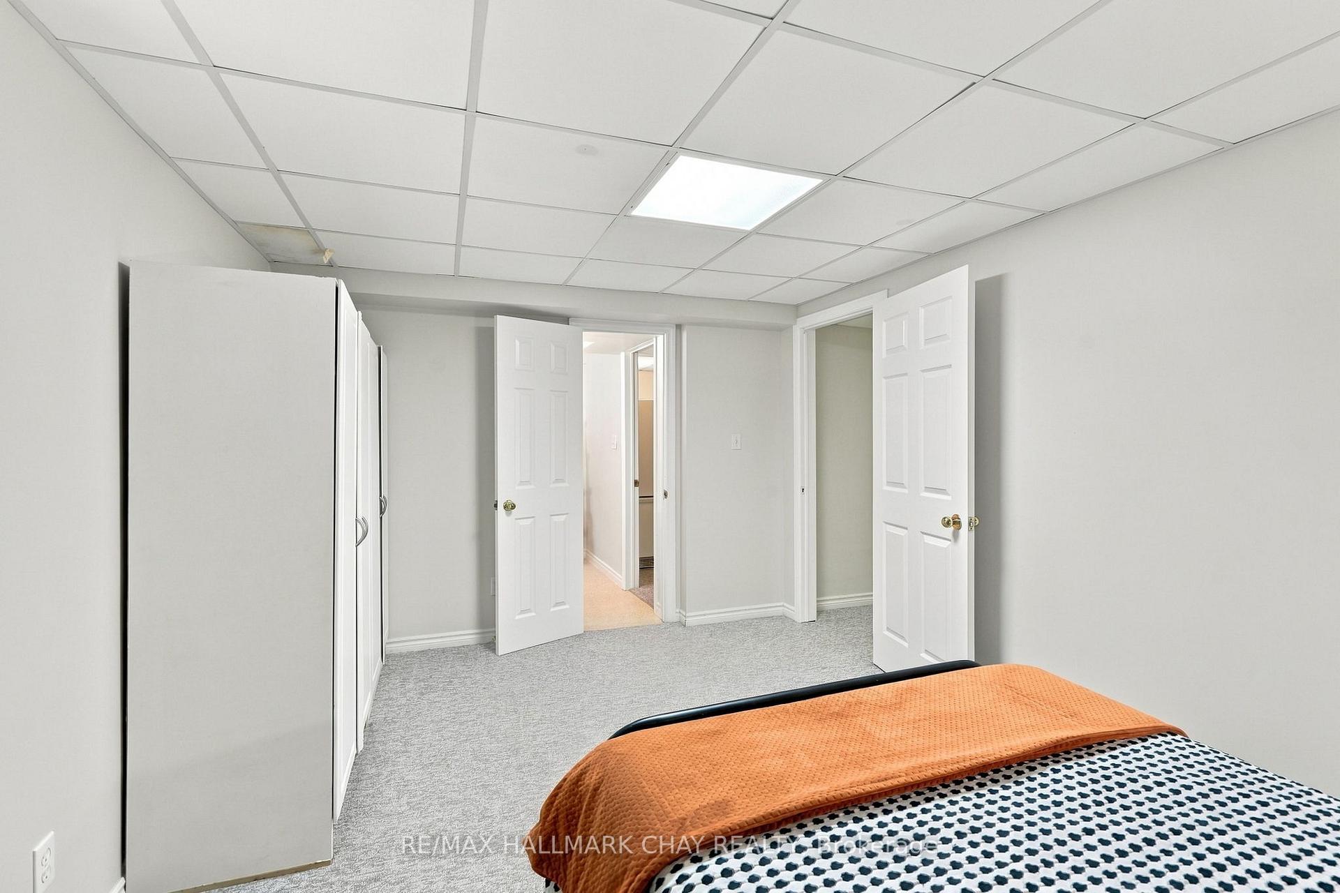 3 Maw Court