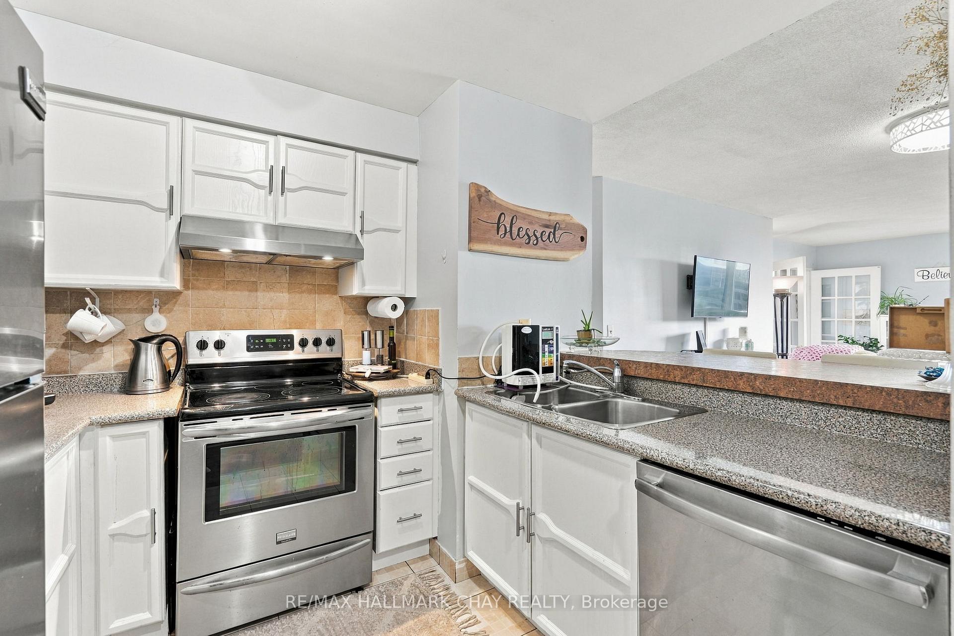 150 Dunlop Street E 710
