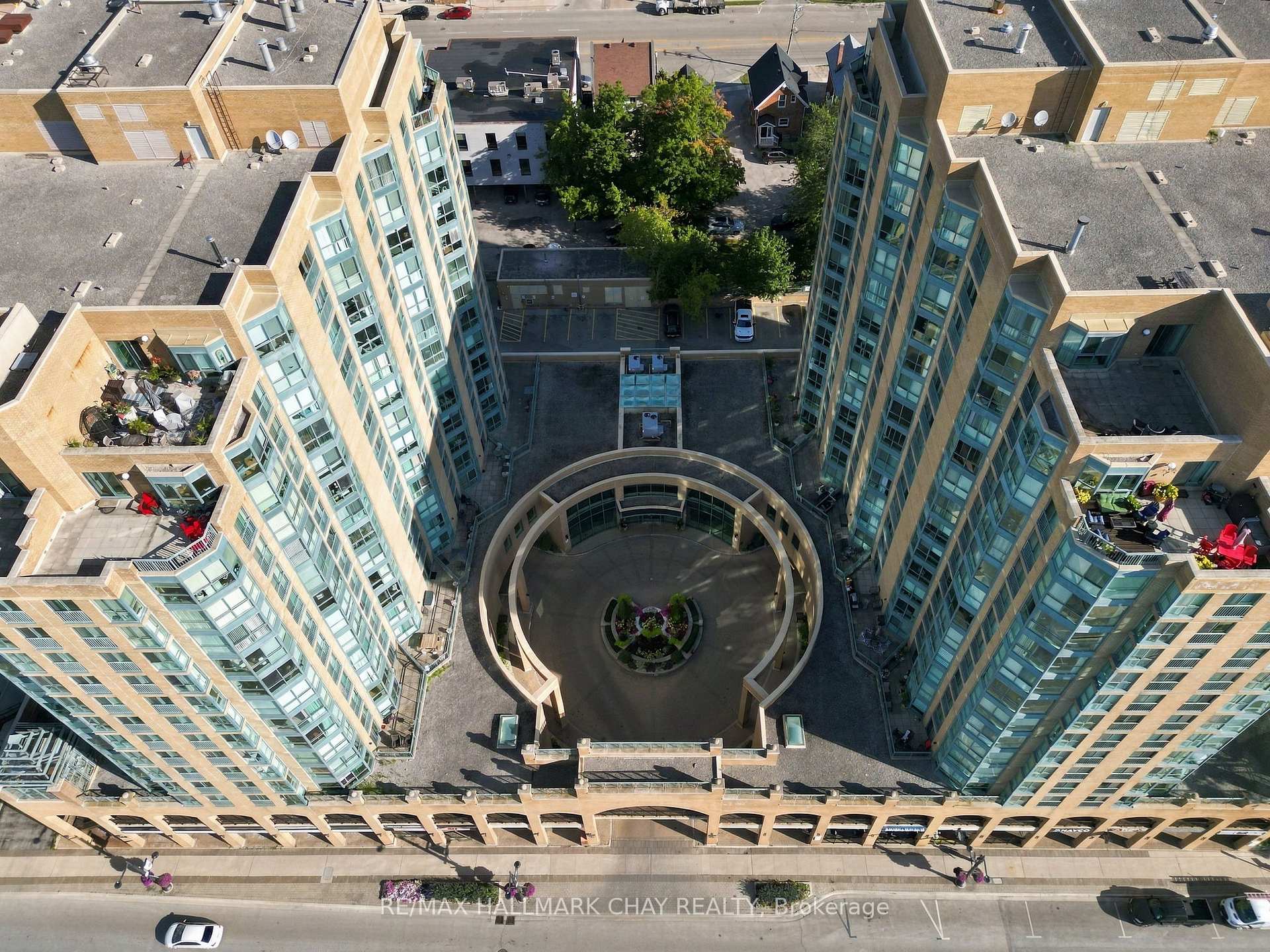 150 Dunlop Street E 710