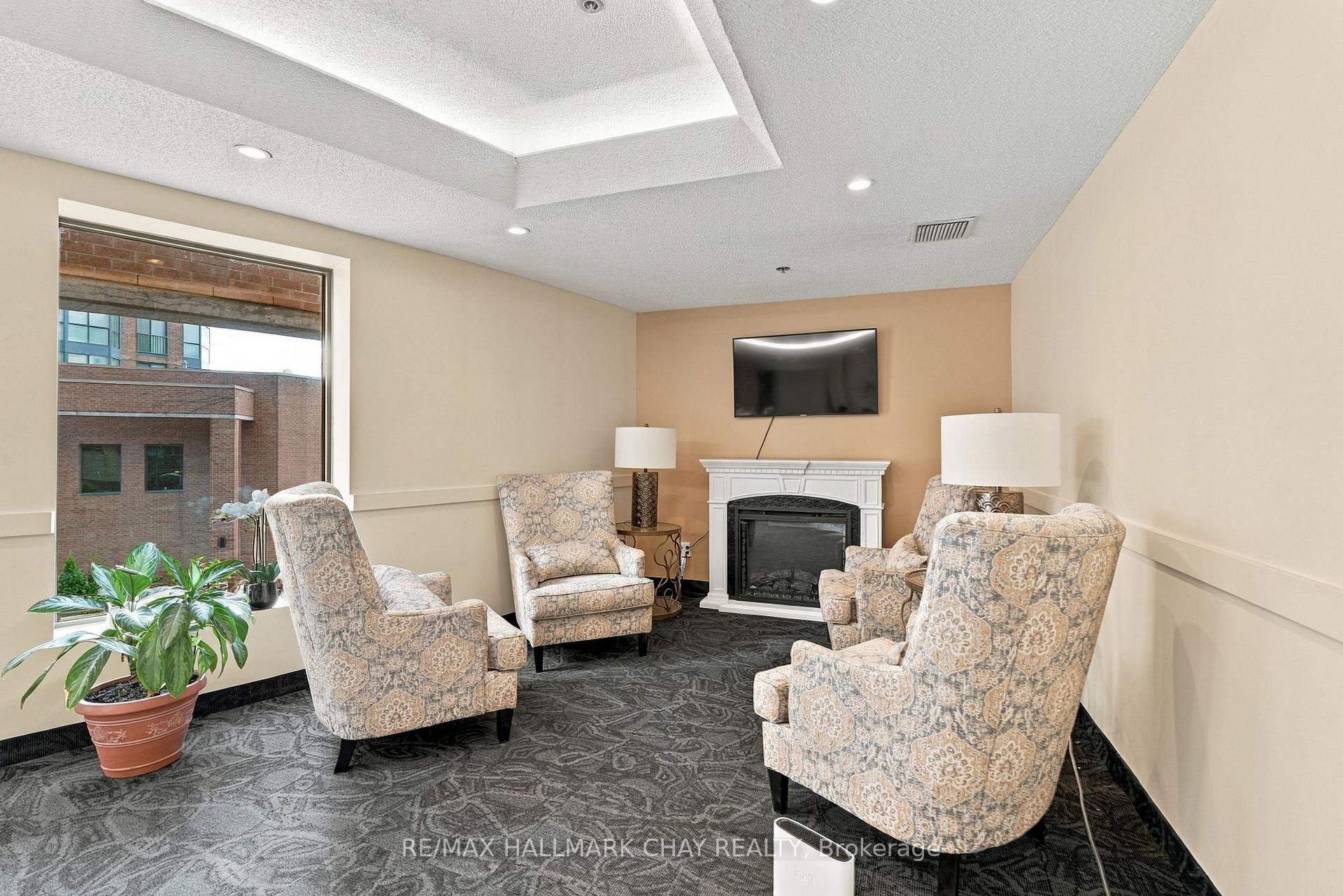 150 Dunlop Street E 710