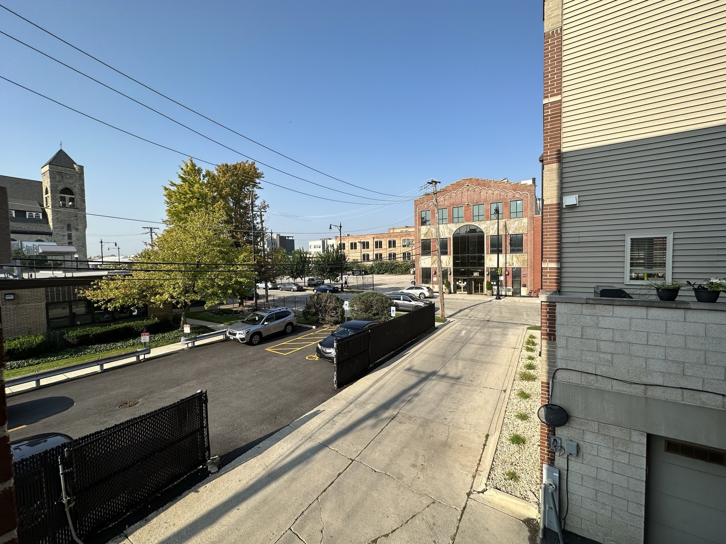 2323 S Wabash Avenue Unit: 7