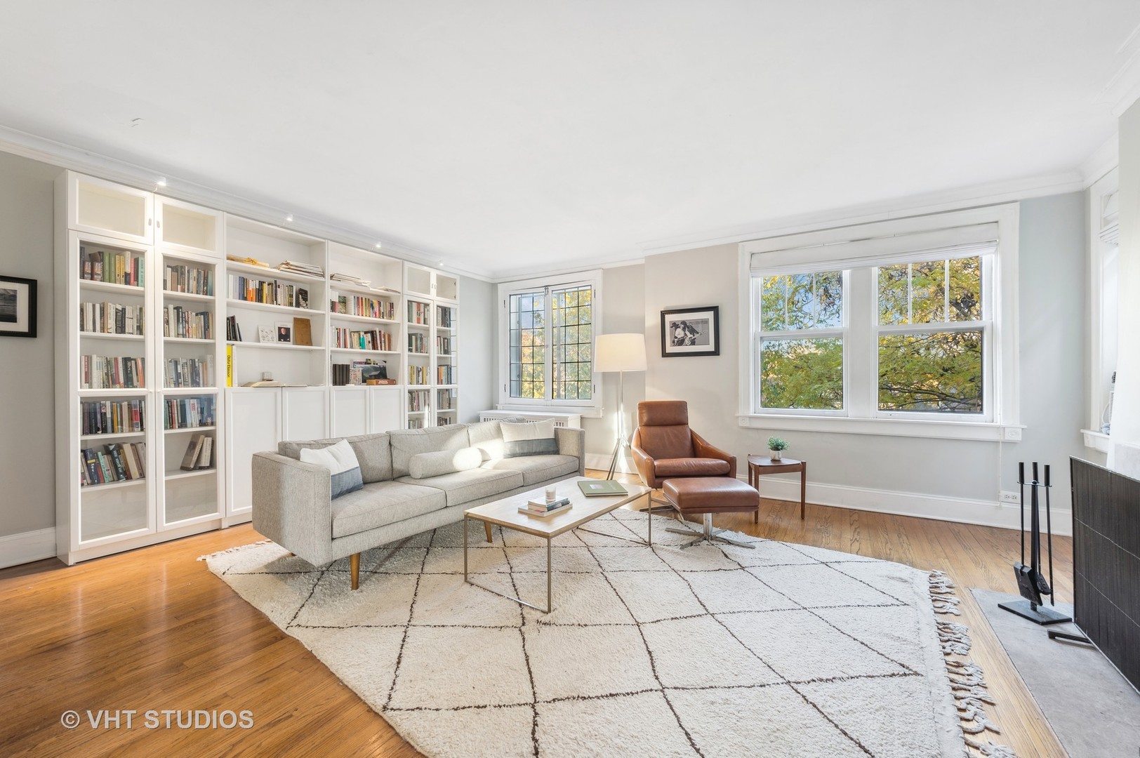 814 Michigan Avenue Unit: 3E