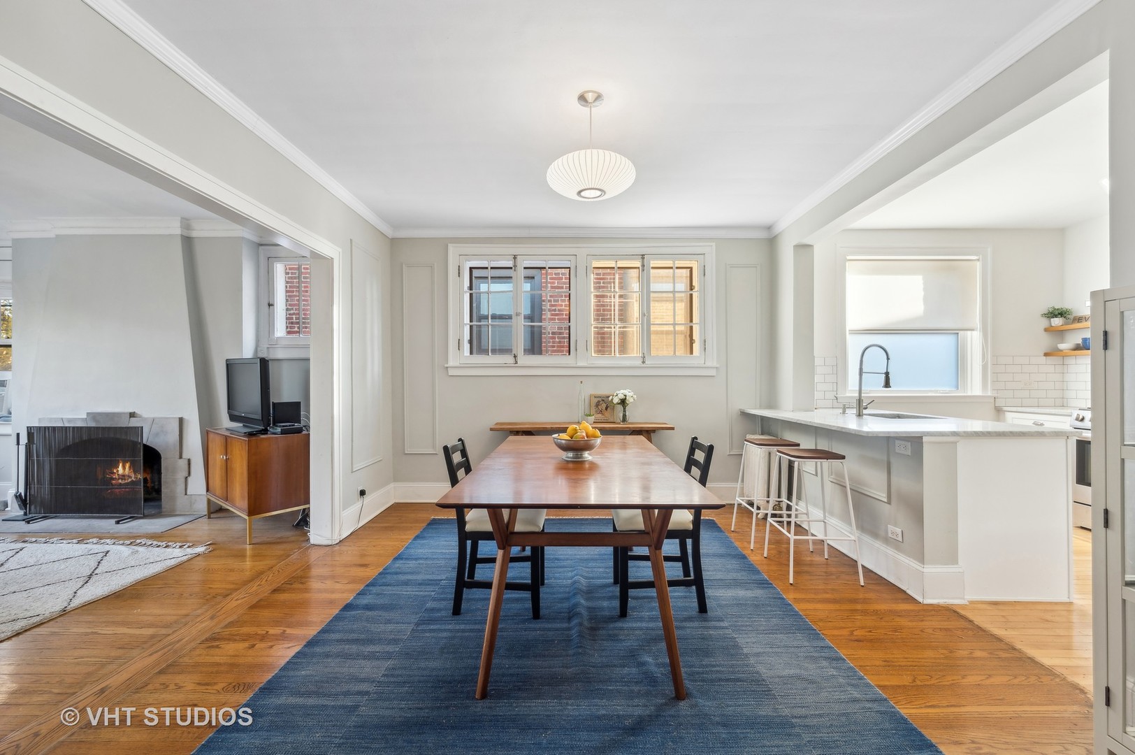 814 Michigan Avenue Unit: 3E