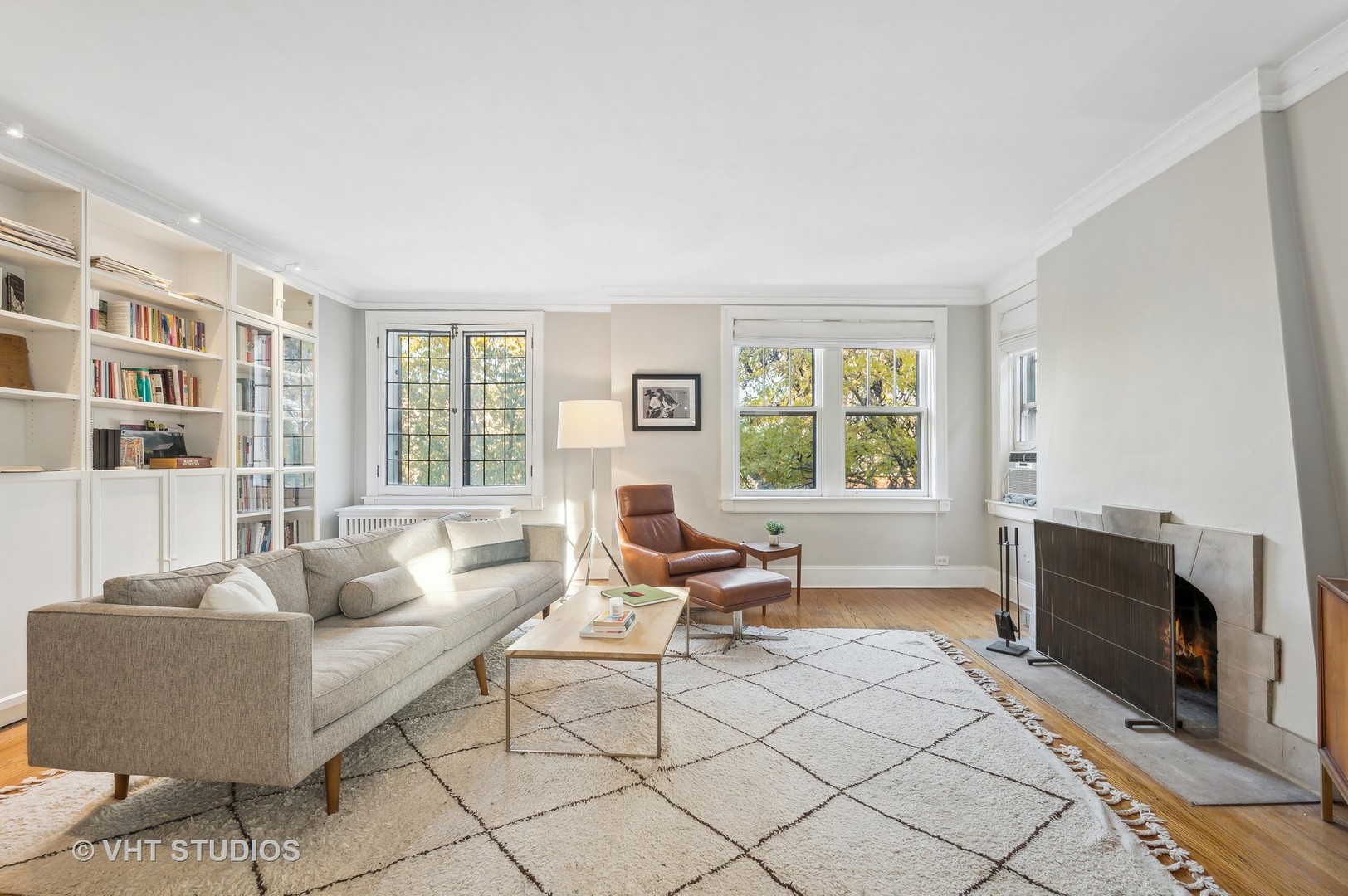 814 Michigan Avenue Unit: 3E