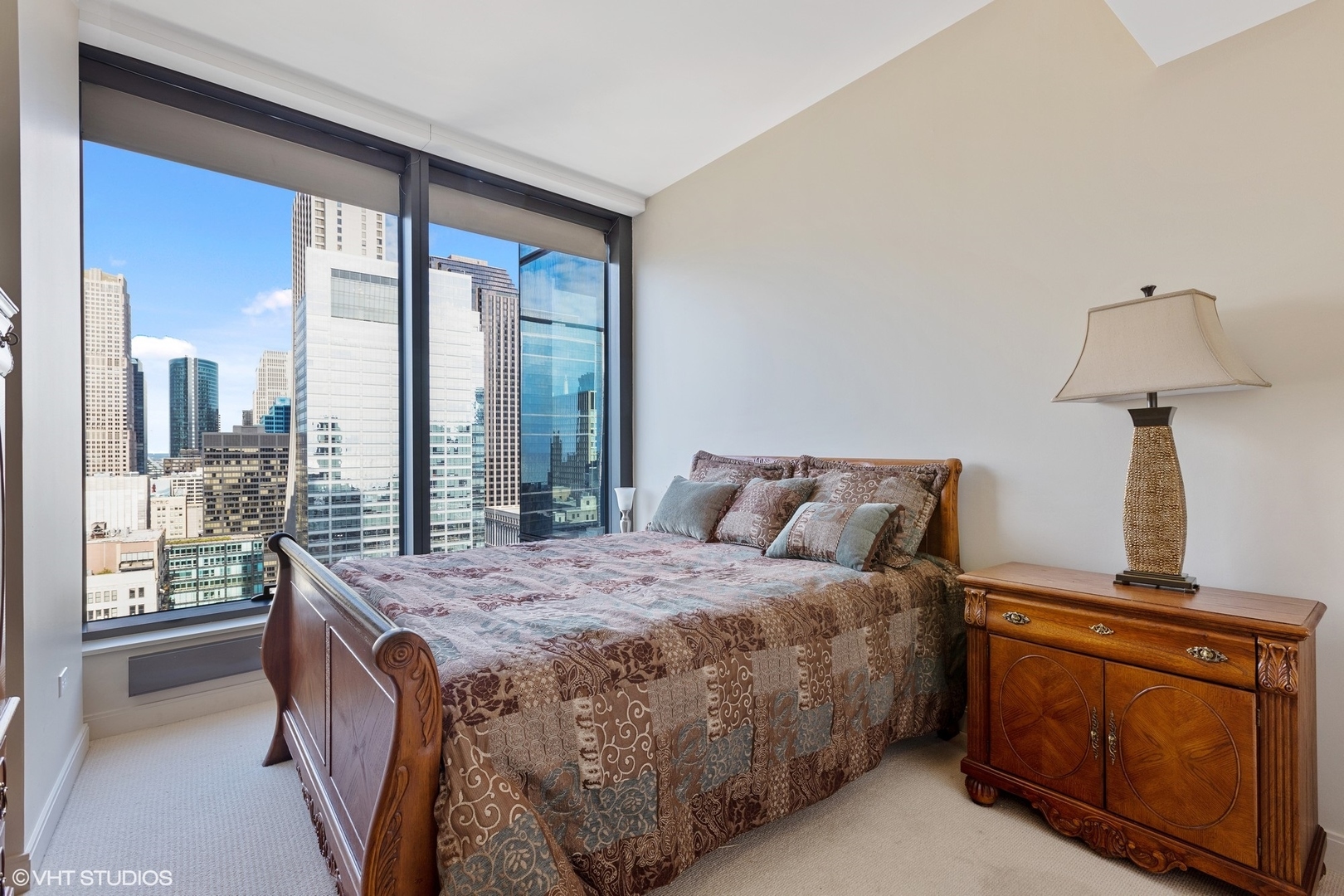 60 E MONROE Street Unit: 3304