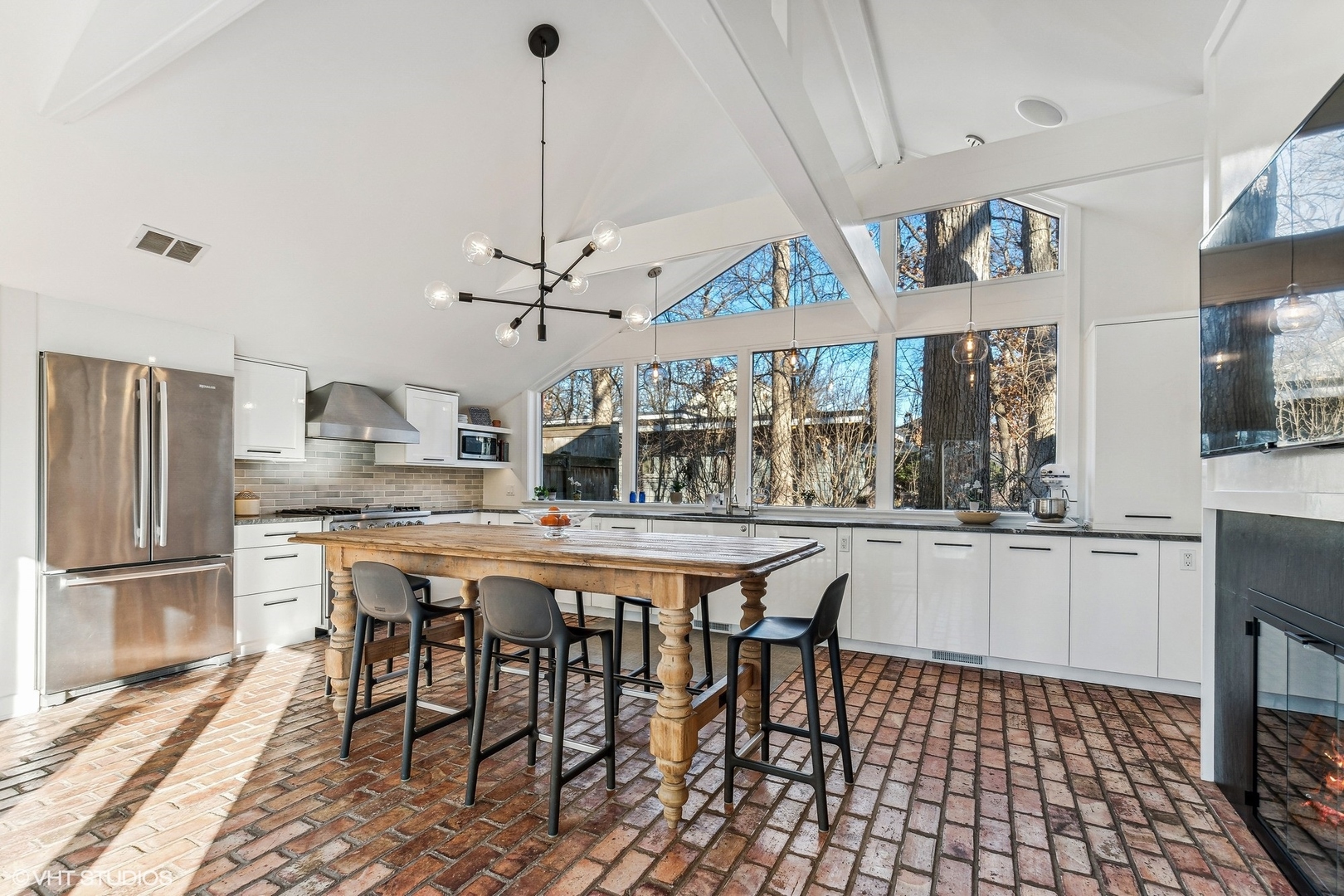 820 S Green Bay Road