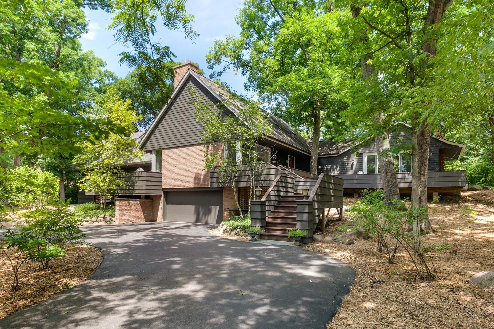 820 S Green Bay Road