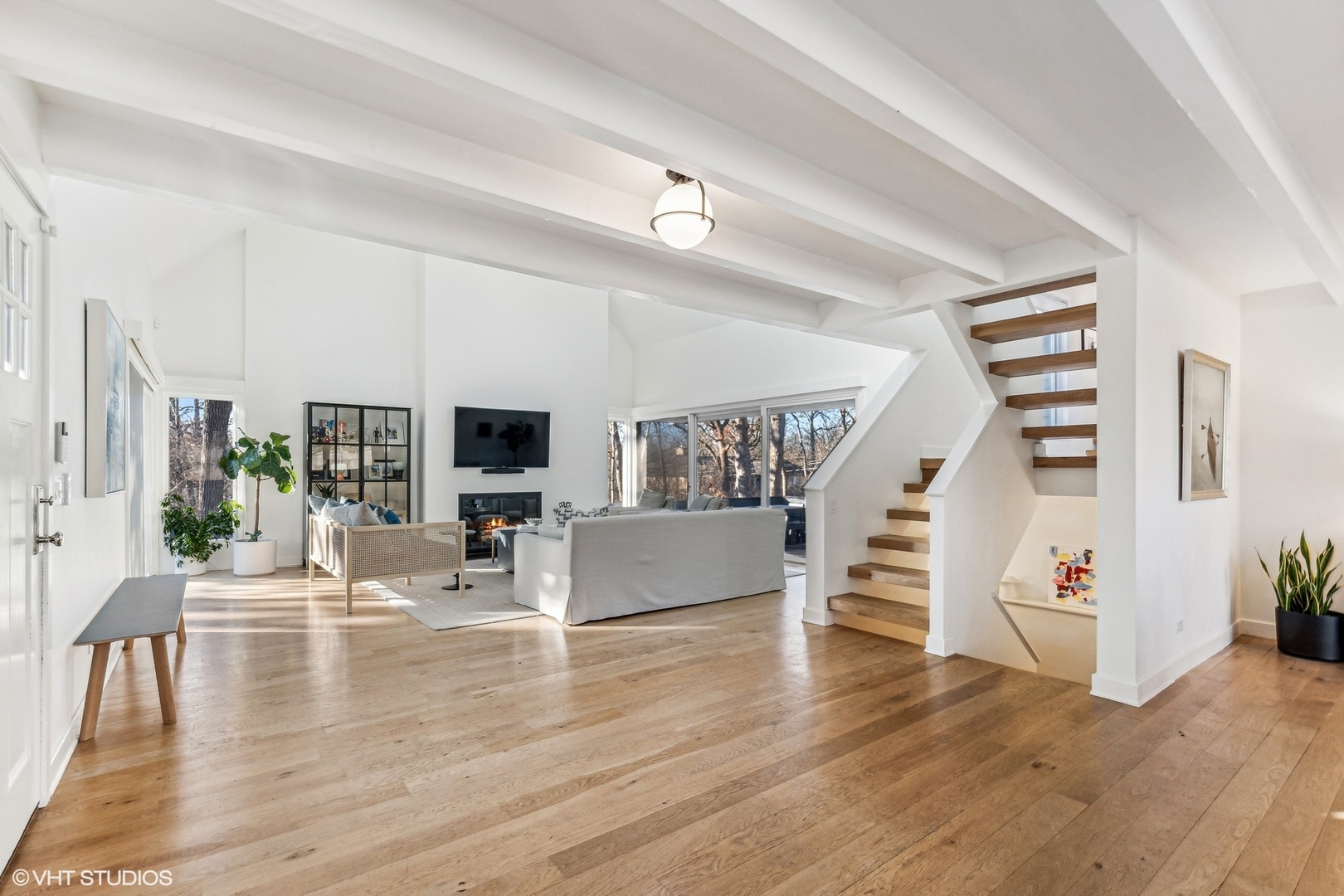 820 S Green Bay Road