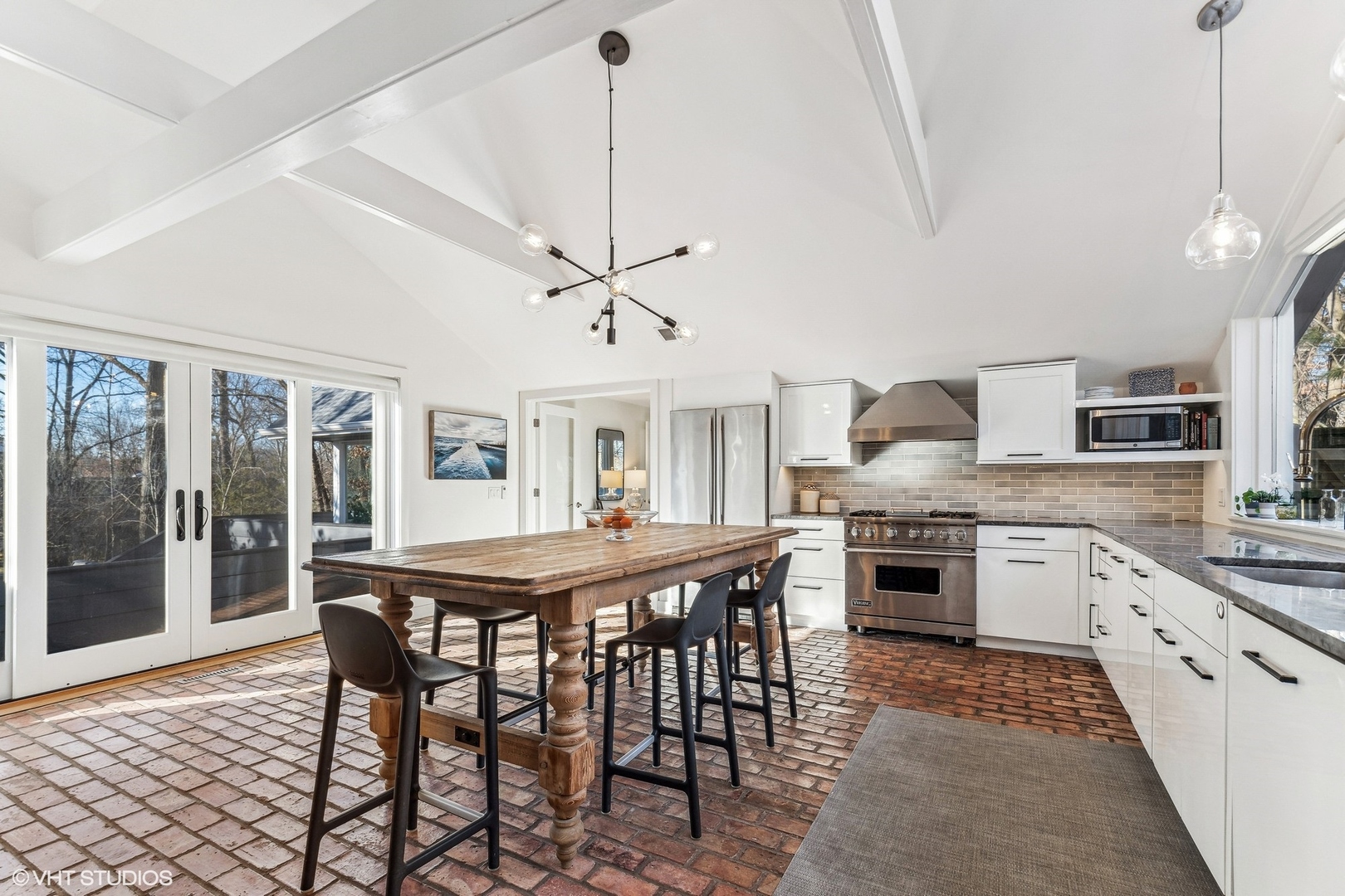 820 S Green Bay Road