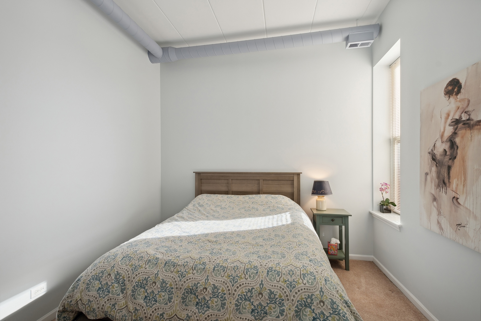 1645 W School Street Unit: 311