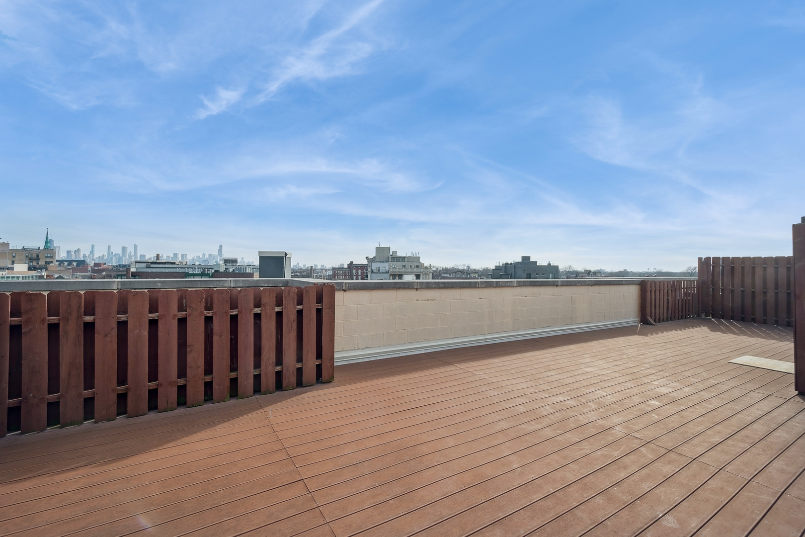 1645 W School Street Unit: 311