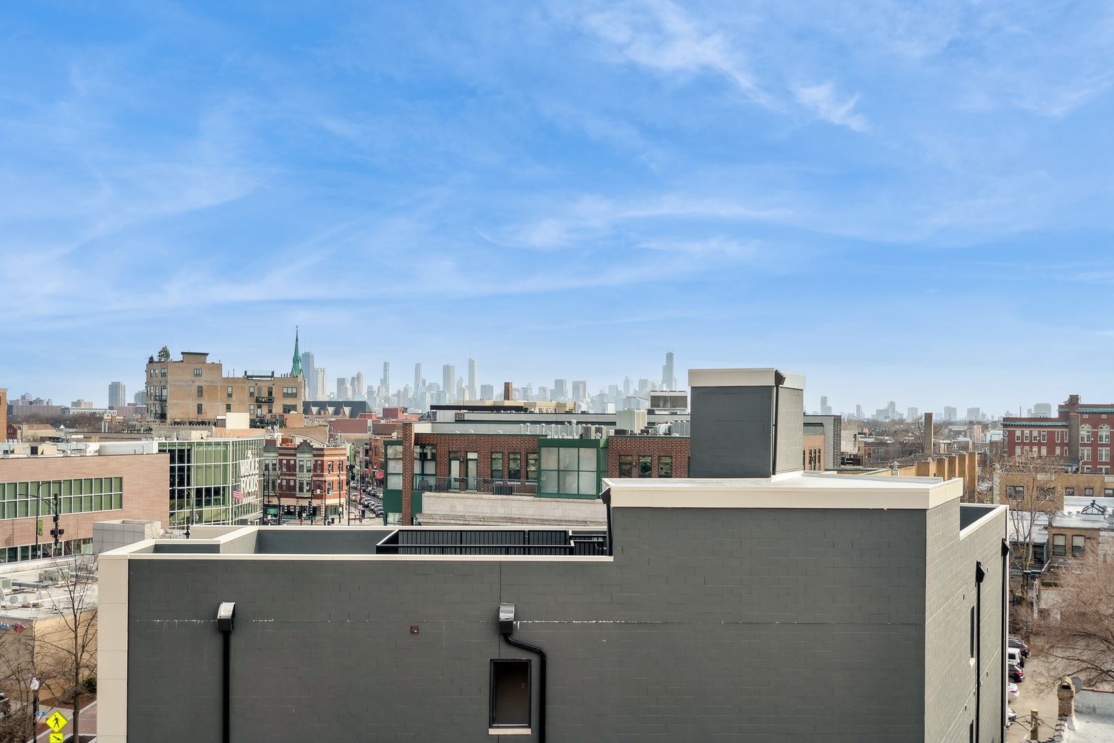 1645 W School Street Unit: 311