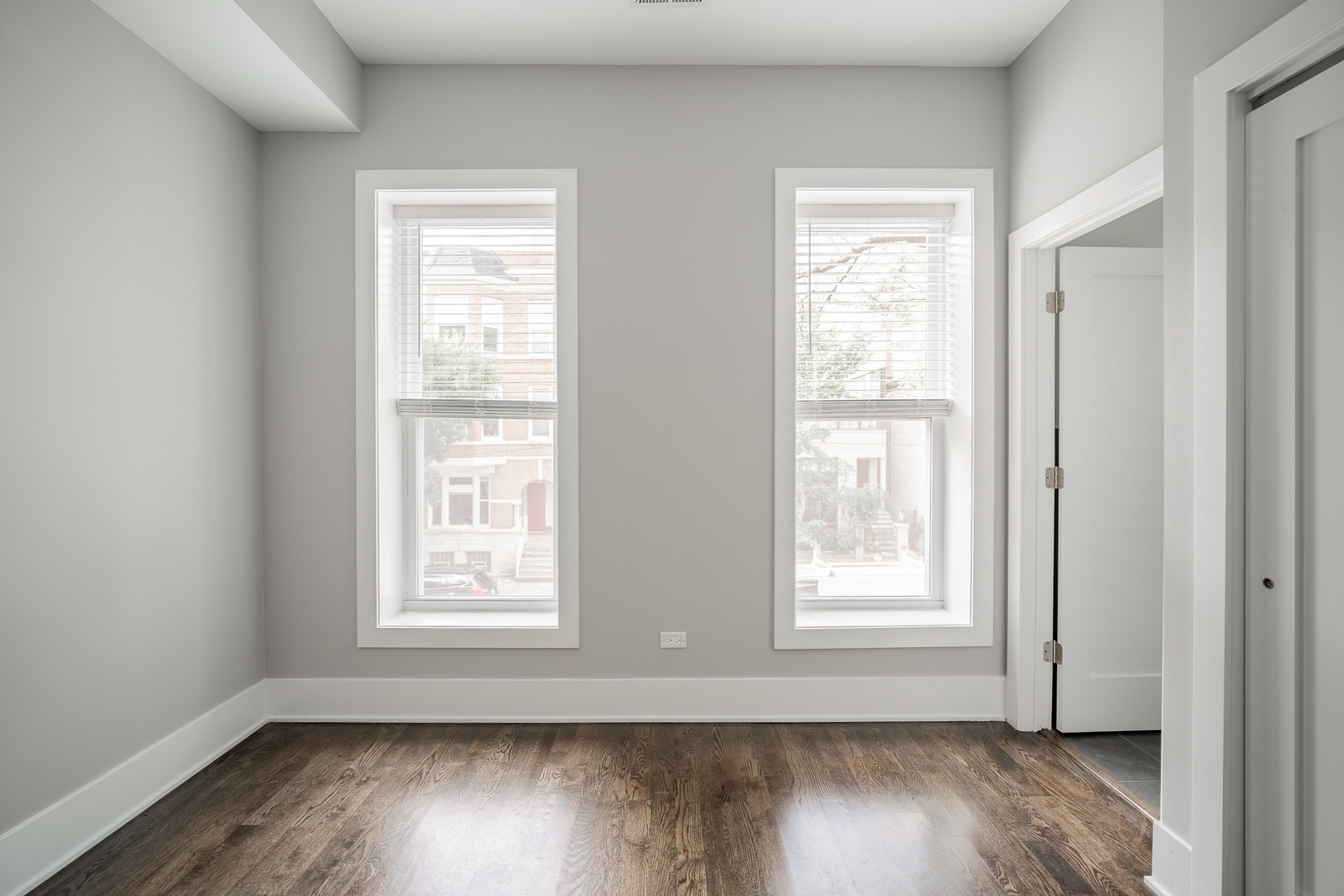 1472 W ERIE Street Unit: 2F