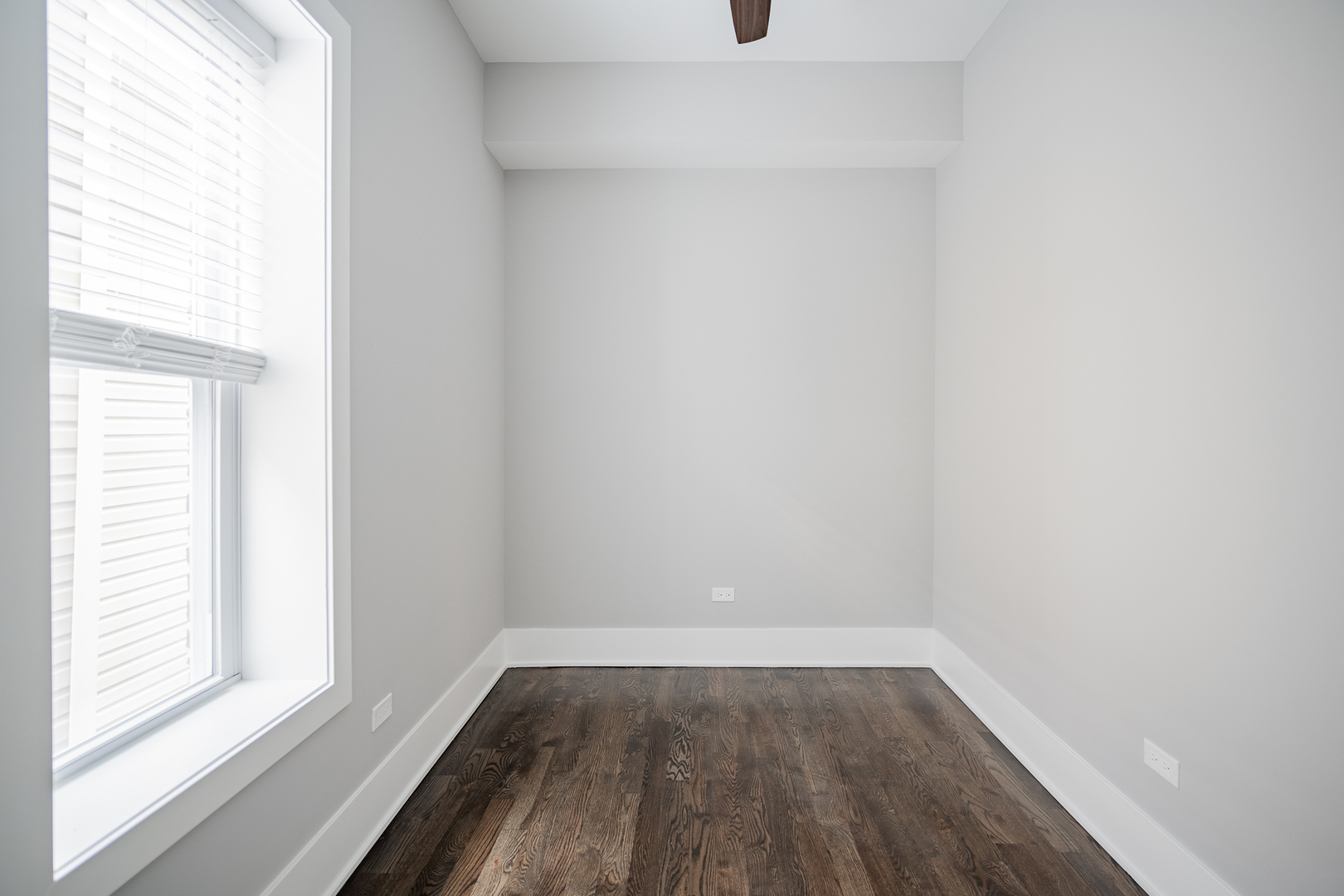 1472 W ERIE Street Unit: 2F