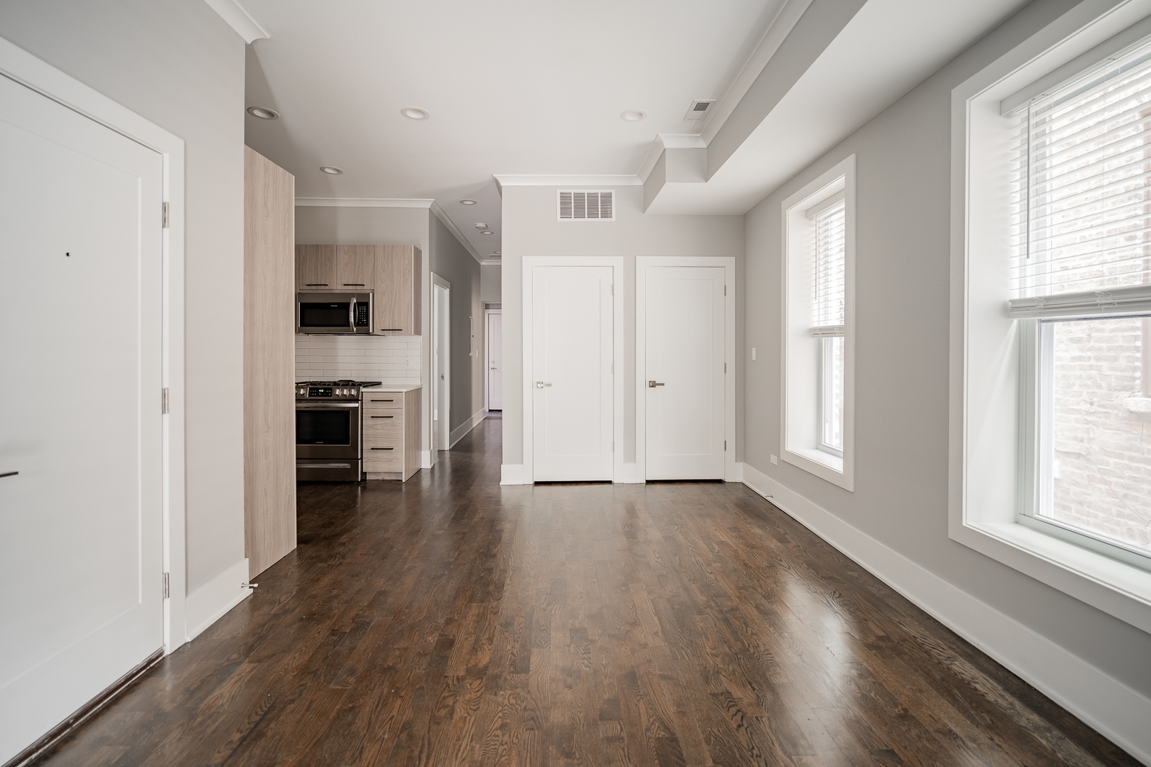 1472 W ERIE Street Unit: 2F