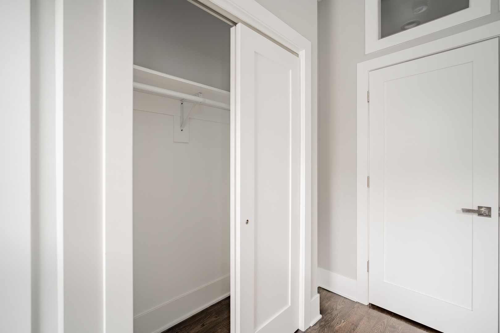 1472 W ERIE Street Unit: 2F