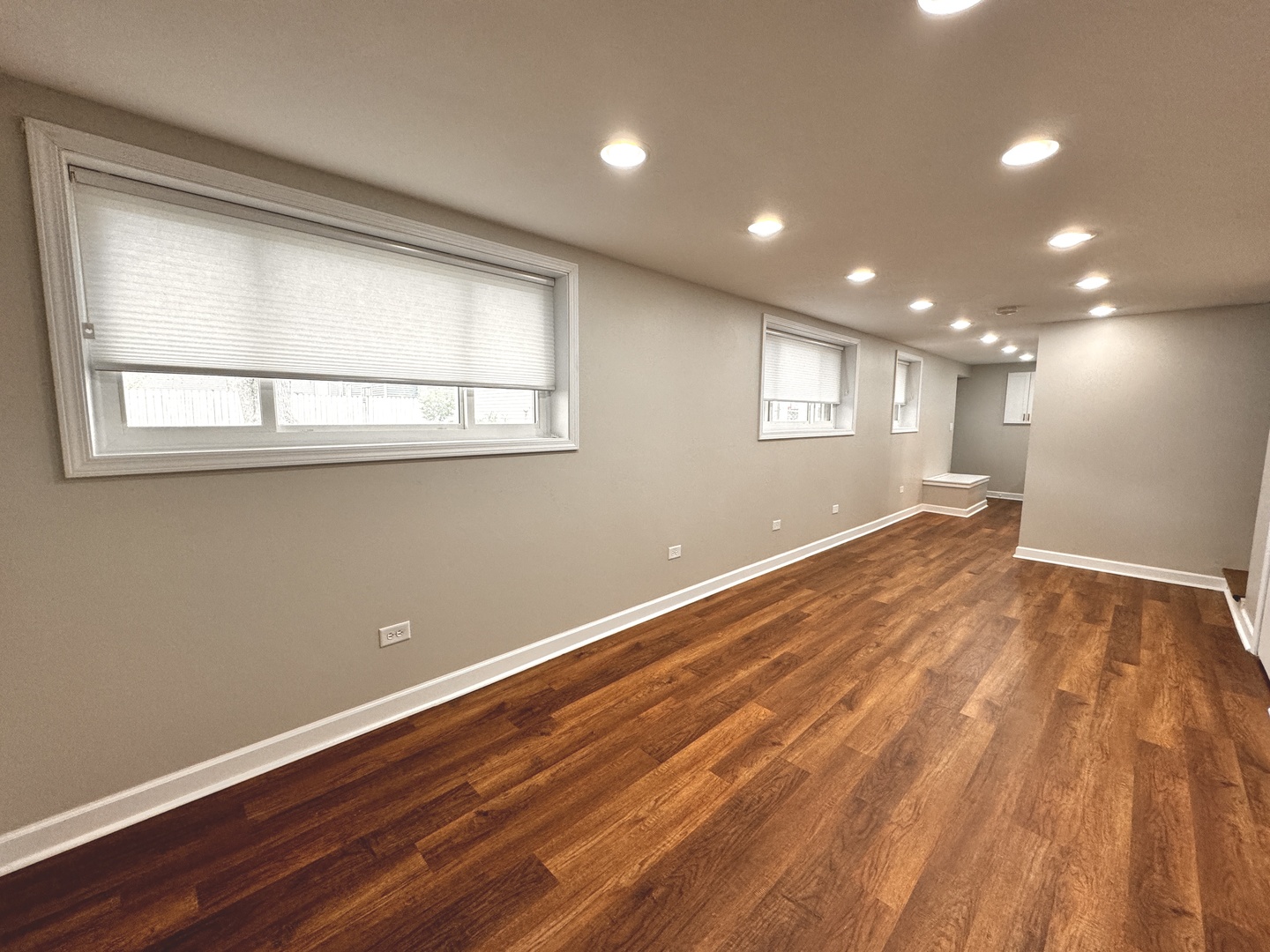 1049 S Norbury Avenue