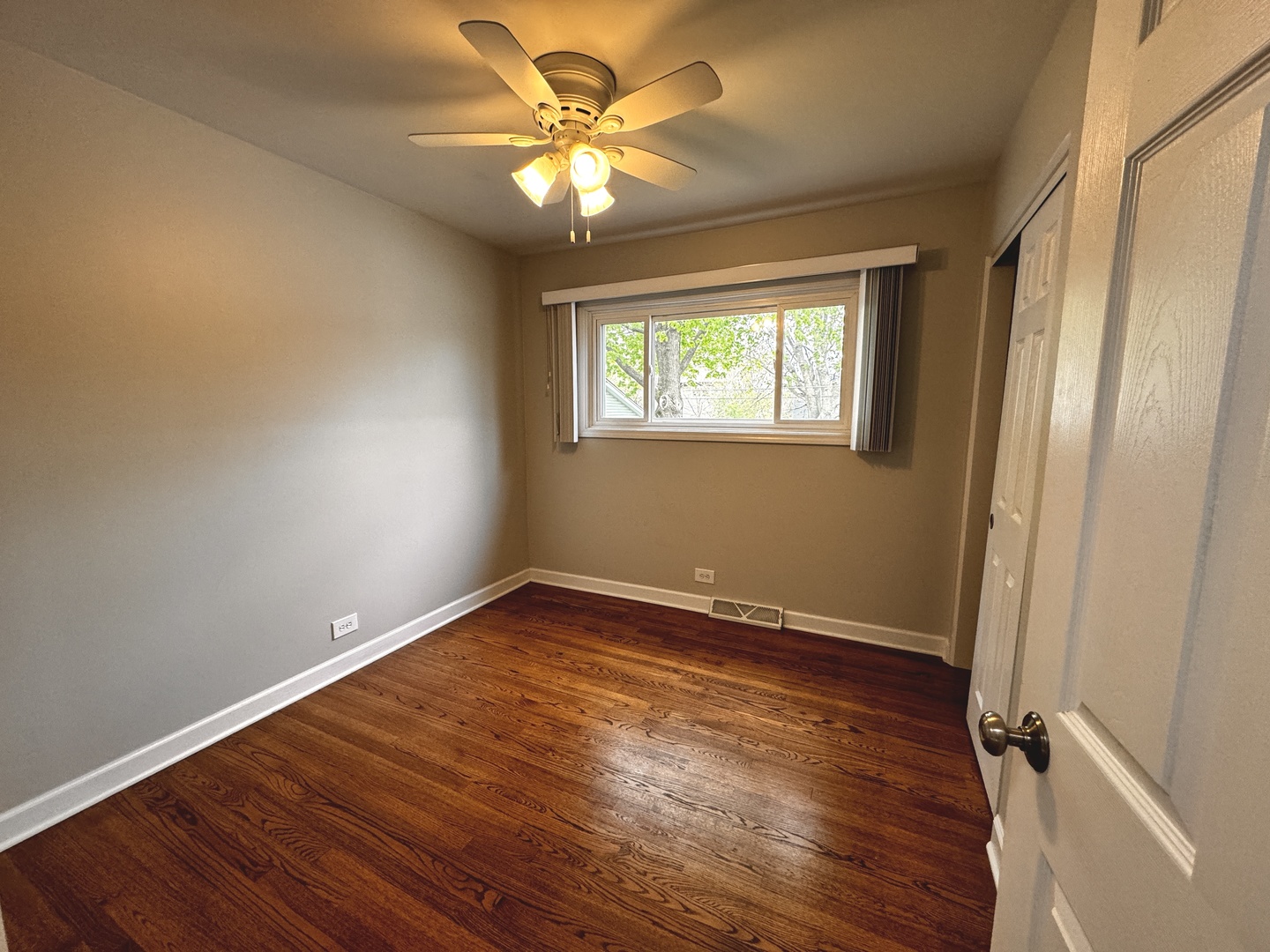 1049 S Norbury Avenue