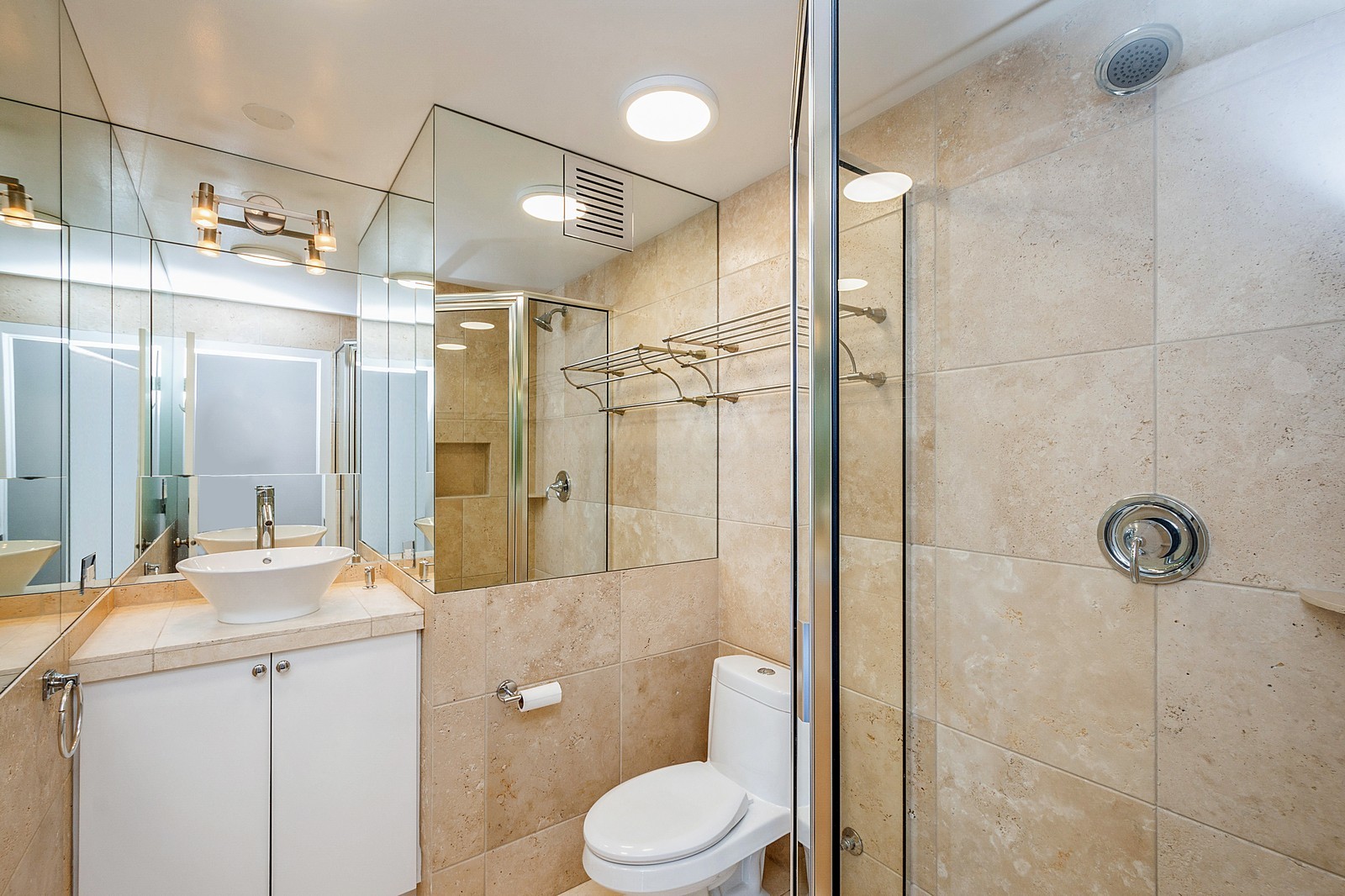 505 N Lake Shore Drive Unit: 4205