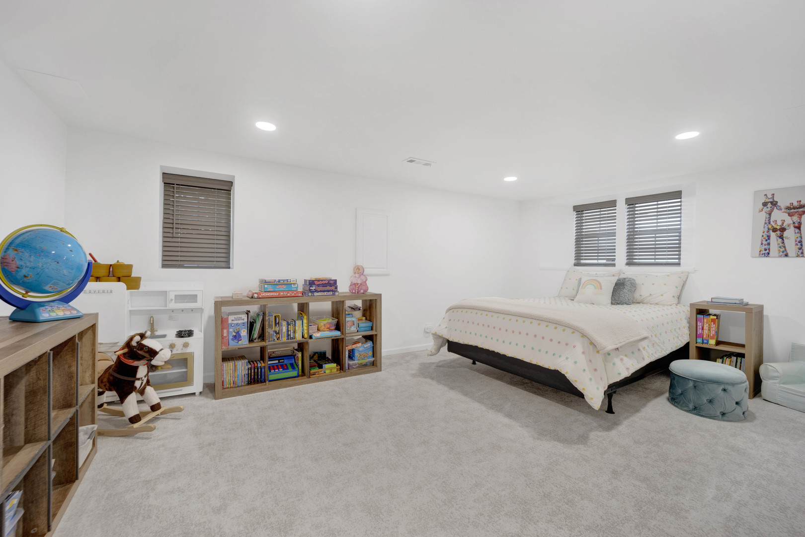 2705 N Marshfield Avenue