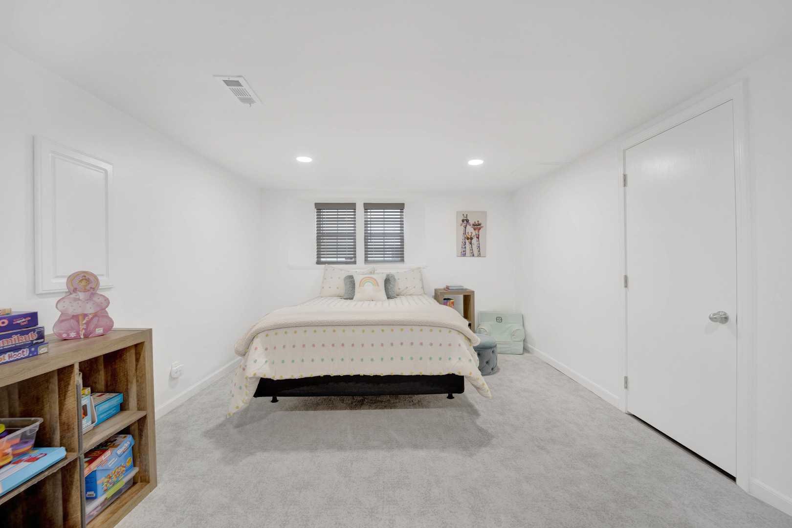 2705 N Marshfield Avenue